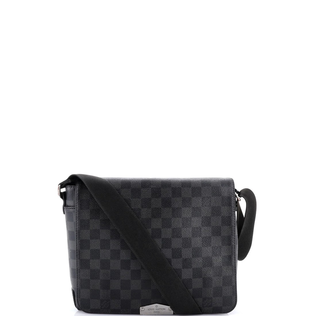 Louis Vuitton District Messenger Bag Damier Graphite PM: Louis Vuitton District Messenger Bag Damier Graphite PM Canvas Coated Louis Vuitton District Messenger Bag in Black Damier Graphite PM features a heavy cracking on corners, edge wear, and