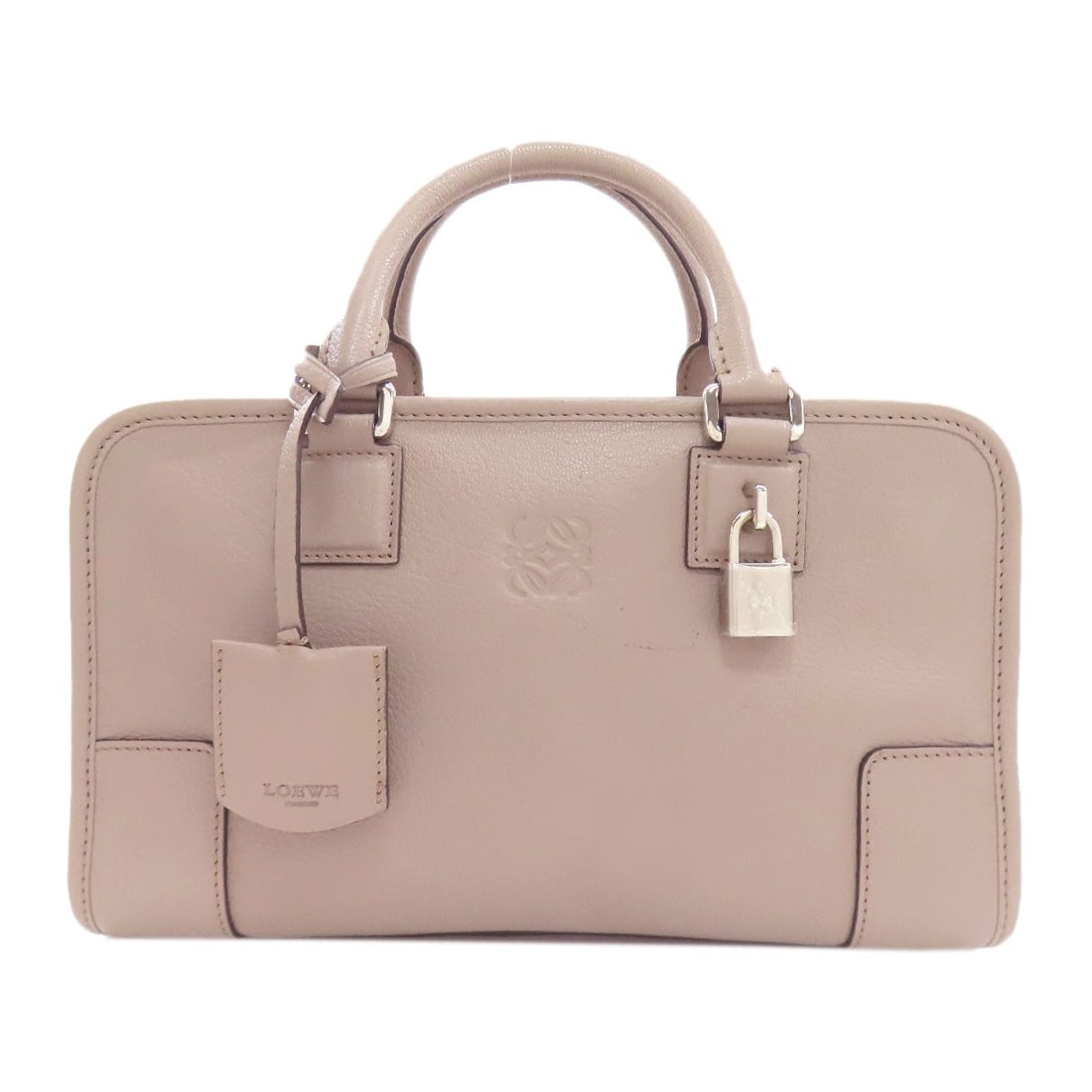 Calf Handbag Loewe Amazona: Calf Handbag Loewe Amazona Calf leather handbag from LOEWE, featuring a gray exterior with a subtle sheen. The Amazona style showcases a classic design with clean lines and a timeless aesthetic. This