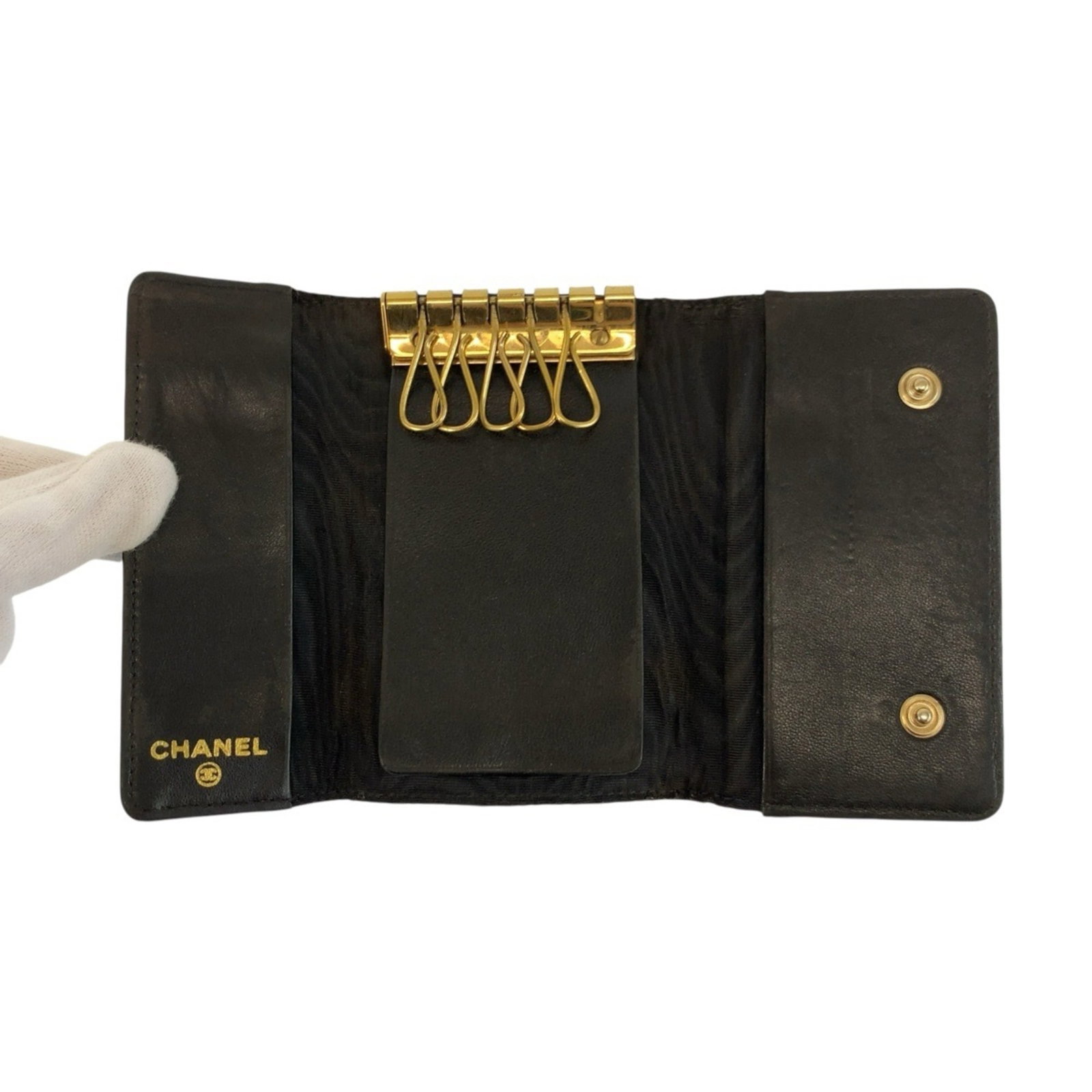 Keycase leather by Chanel - 4