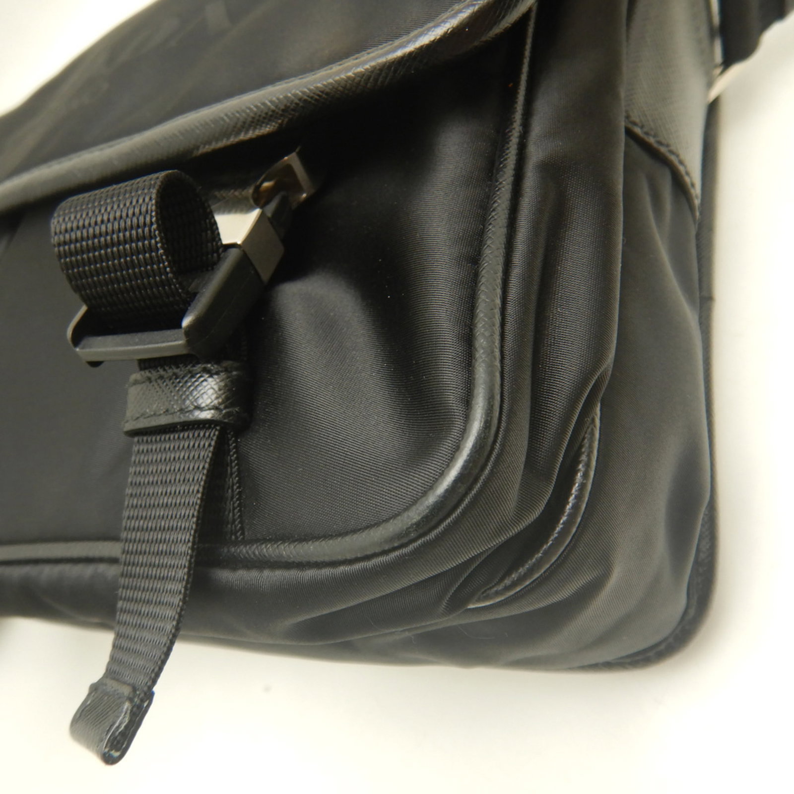 Shoulder Bag Leather Prada - 15