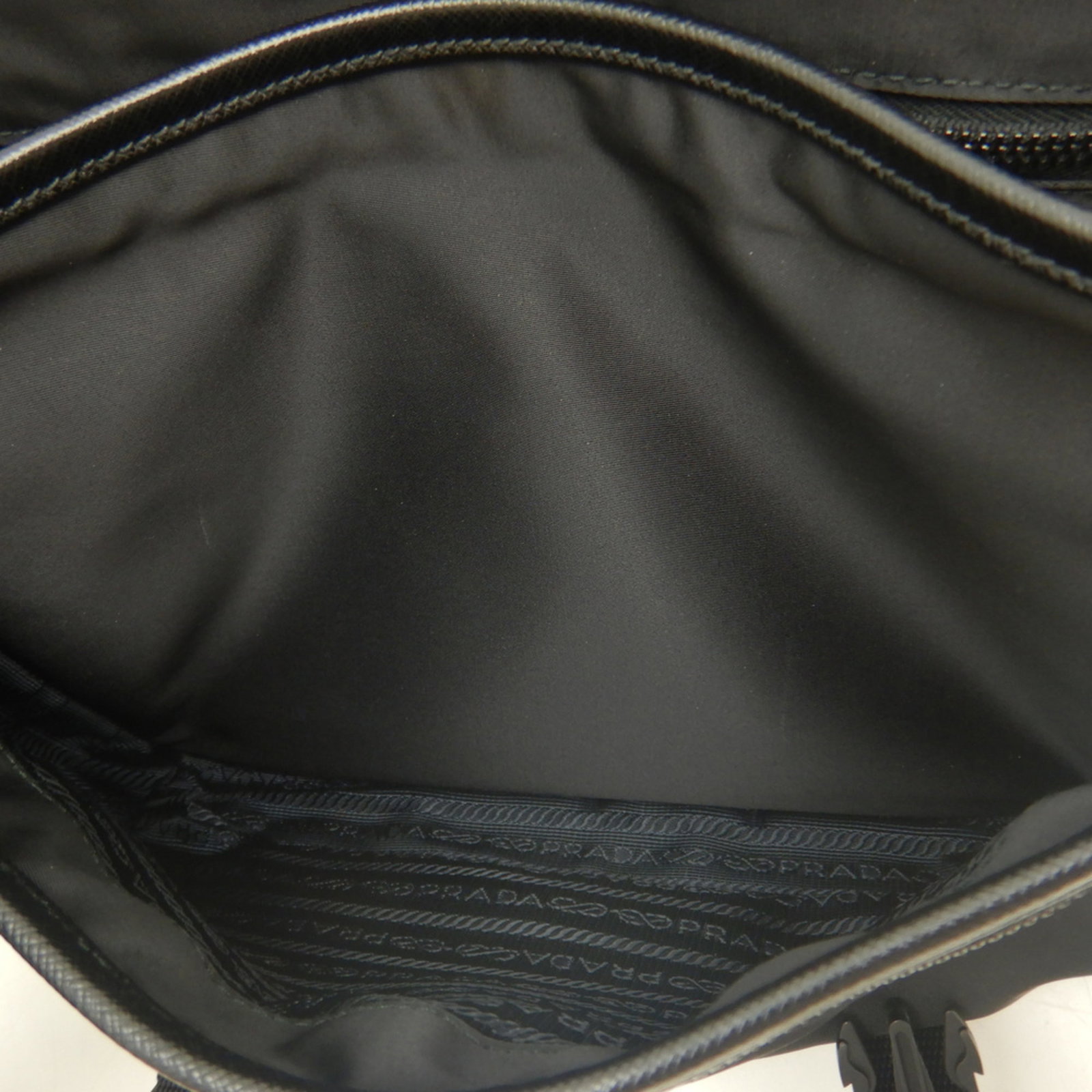 Shoulder Bag Leather Prada - 19