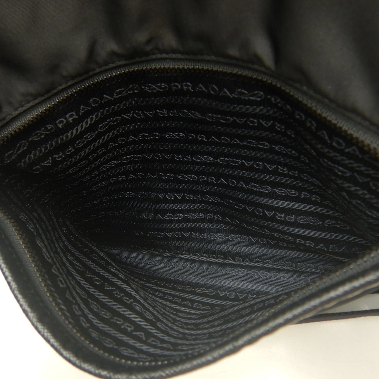 Shoulder Bag Leather Prada - 20