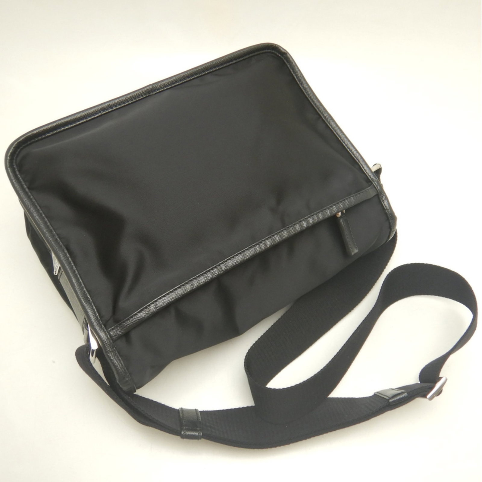 Shoulder Bag Leather Prada - 3