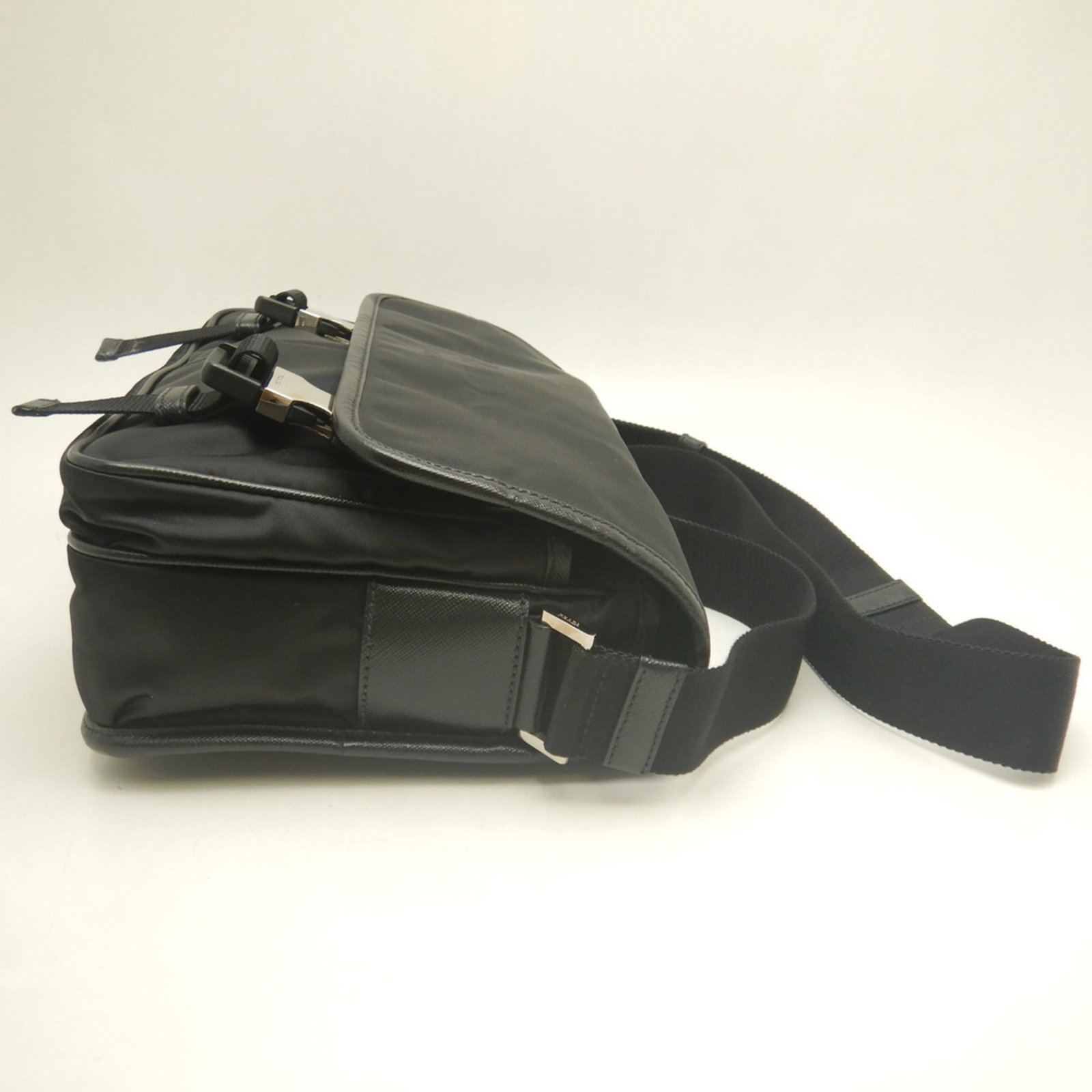 Shoulder Bag Leather Prada - 6