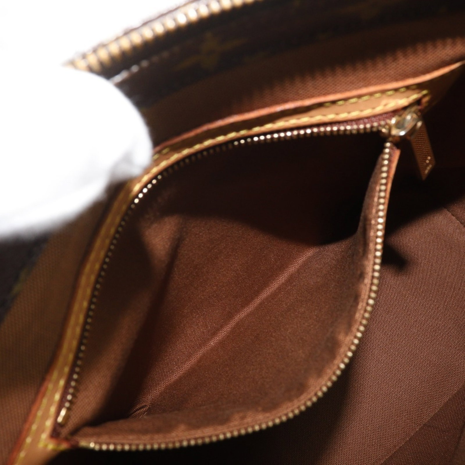 Louis Vuitton Monogram Tote - 7
