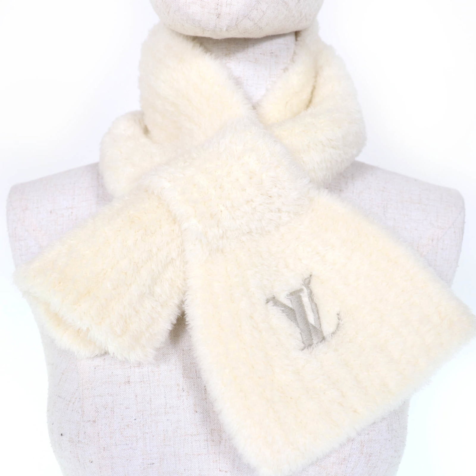 Wool Polyester Stole By Louis Vuitton - 4