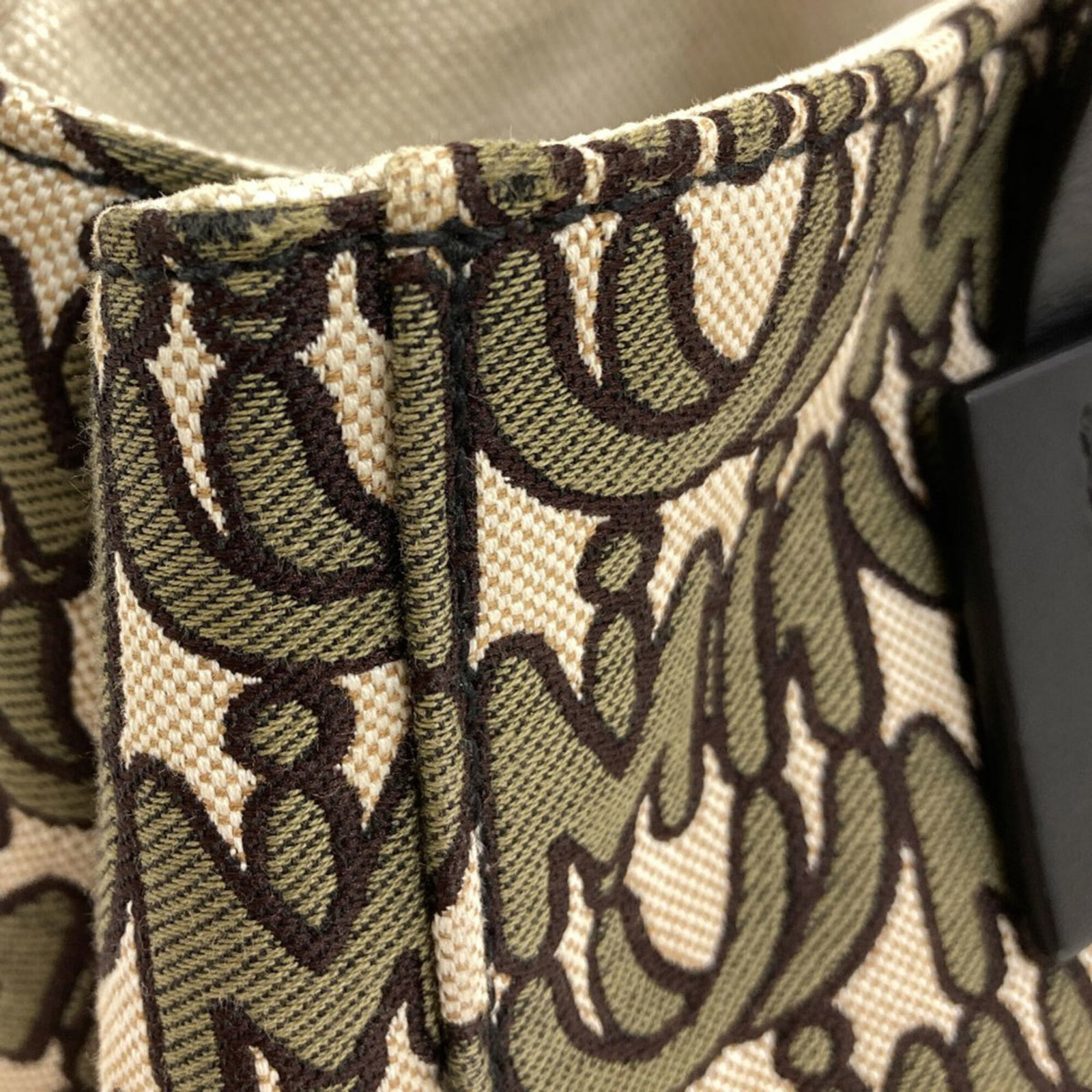 Canvas Miu Handbag - 10