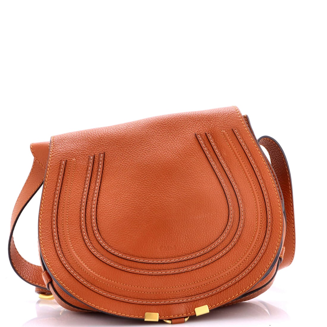 Crossbody Medium Leather Bag Chloe Marcie: Crossbody Medium Leather Bag Chloe Marcie The Chloe Marcie Medium Leather Crossbody Bag features a classic design with a medium size and a brown leather exterior. Notable for its signature gold hardwa