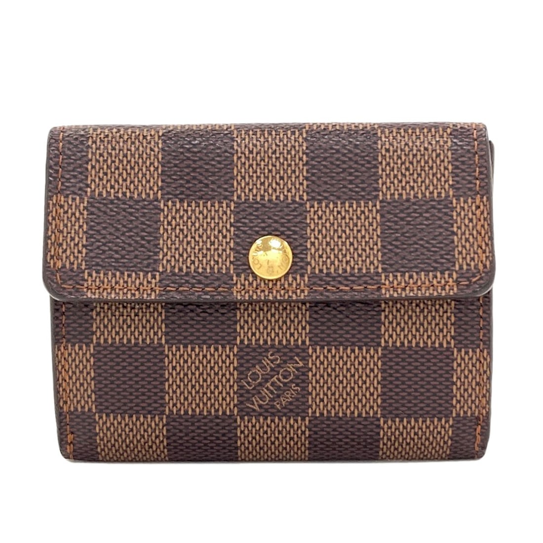Damier Canvas Louis Vuitton Coin Purse Ludlow N62925: Damier Canvas Louis Vuitton Coin Purse Ludlow N62925 Brown Damier canvas coin purse with snap closure, bearing the iconic Louis Vuitton Ludlow pattern. Made from high-quality materials, this classic