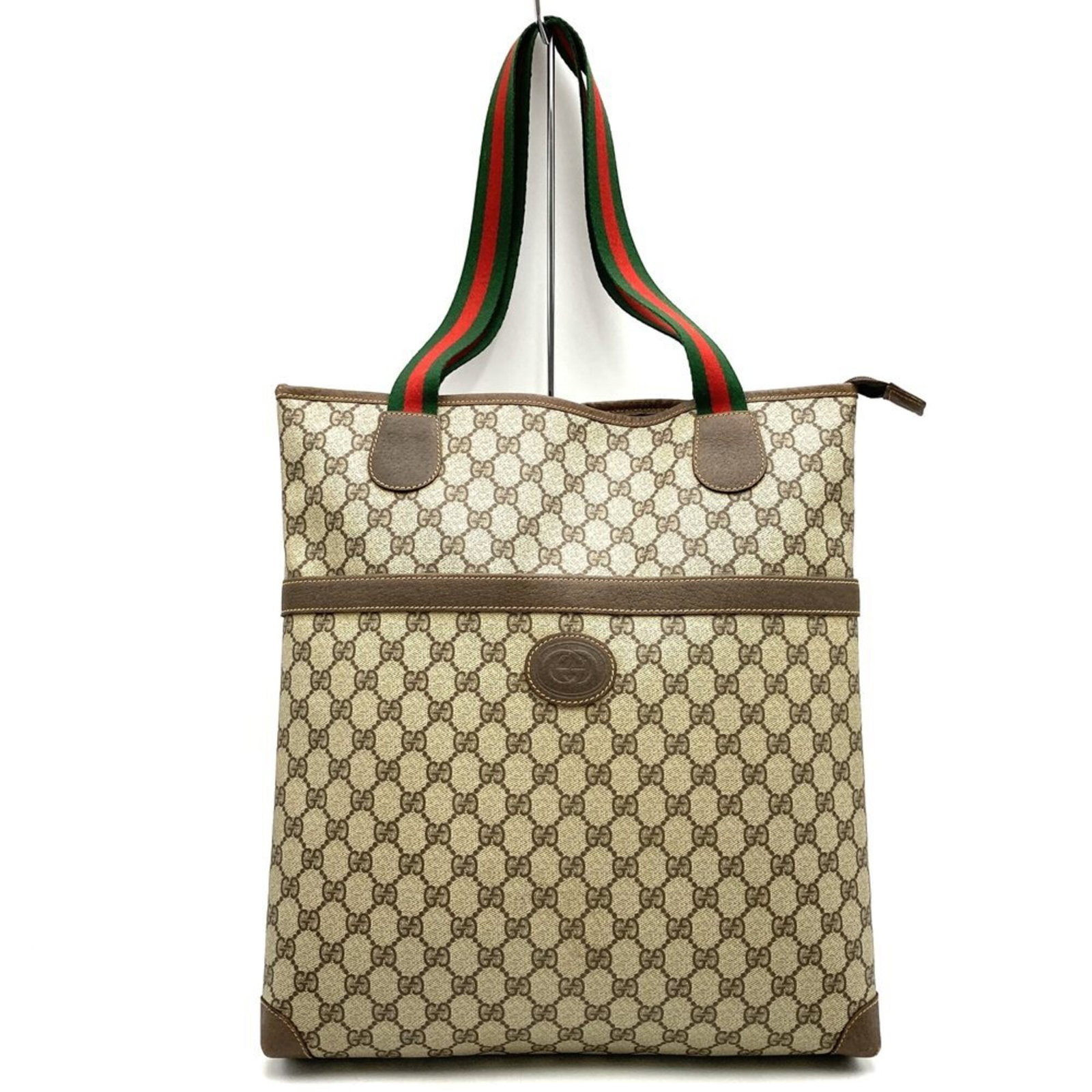 Gucci Gg Bag Supreme: Gucci Gg Bag Supreme Gucci Gg Bag Supreme is a high-quality tote bag made from GG Supreme material, featuring a classic brown color. Measuring 38cm x 35cm x 8cm, it offers a spacious interior and a st