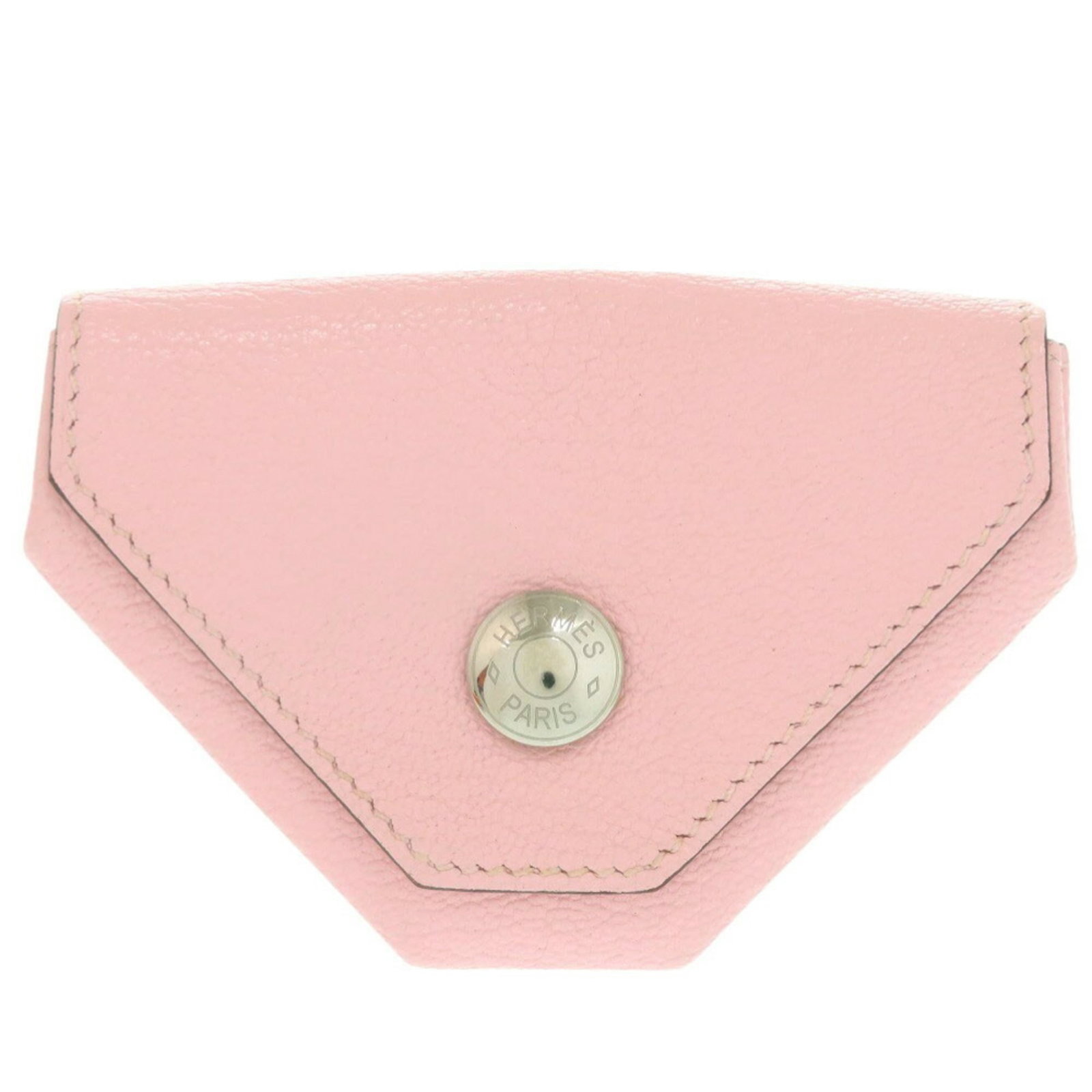 Hermes Coin Case Leather Purse Chevre: Hermes Coin Case Leather Purse Chevre Chevre leather purse with a rose sakura color, measuring 6.5cm x 9cm, comes in a box. This coin case features the iconic Hermes brand. The purse is made from