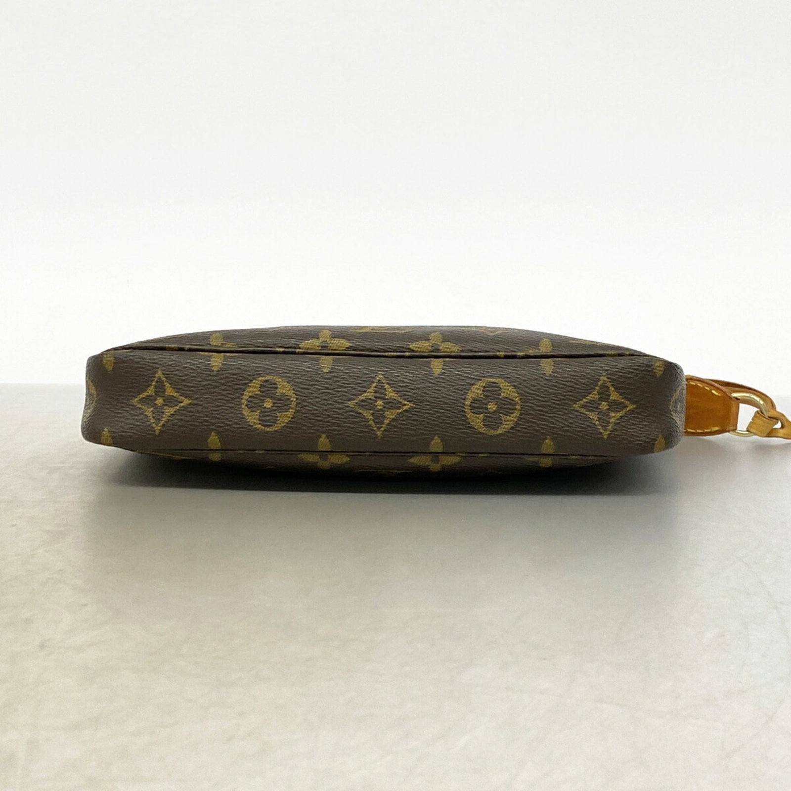 Louis Vuitton Pouch - 3