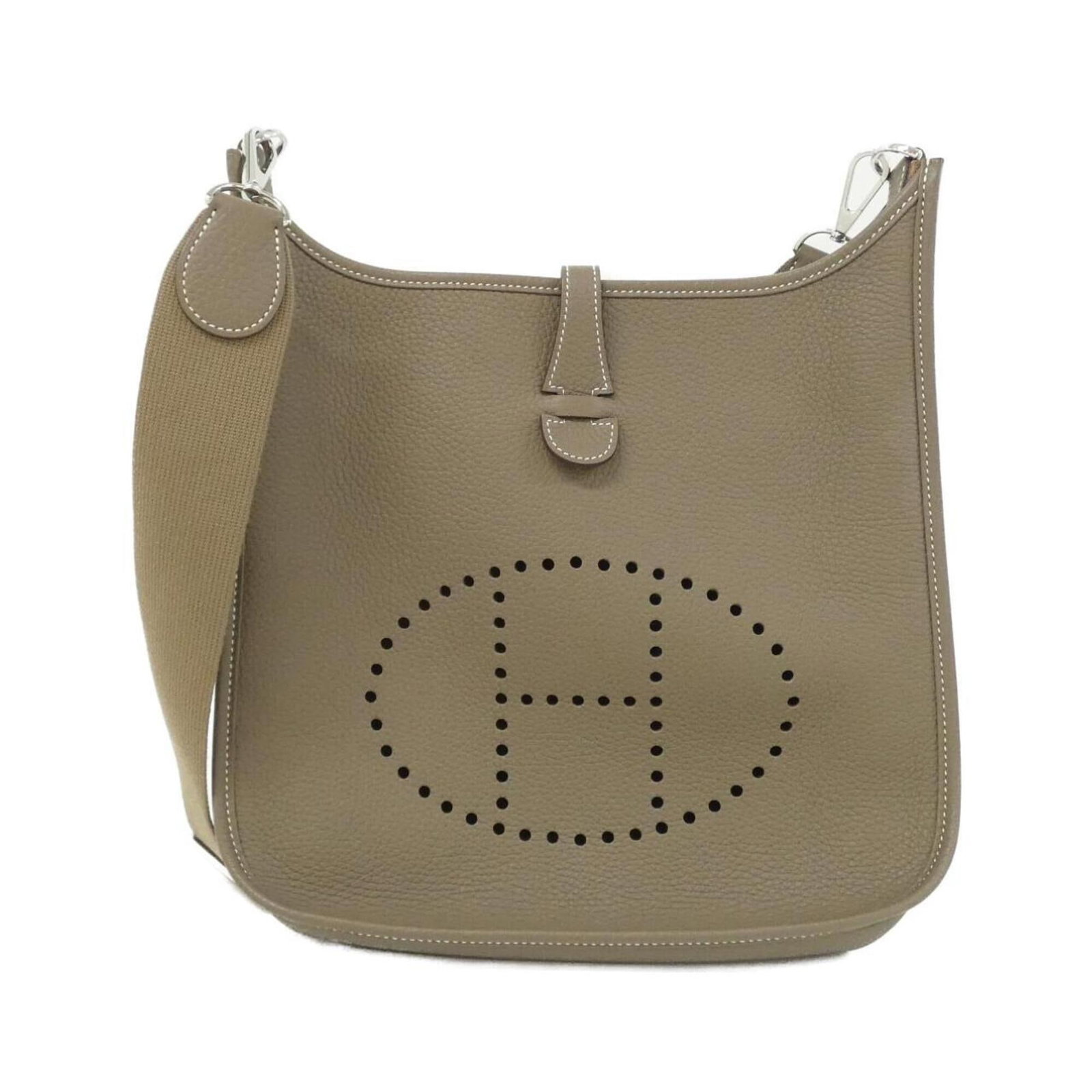 Hermes Shoulder Bag Taurillon Clemence Leather: Hermes Shoulder Bag Taurillon Clemence Leather Taurillon Clemence leather shoulder bag from Hermes, featuring a timeless design with clean lines and classic style. This bag measures 29cm x 28cm x 8cm