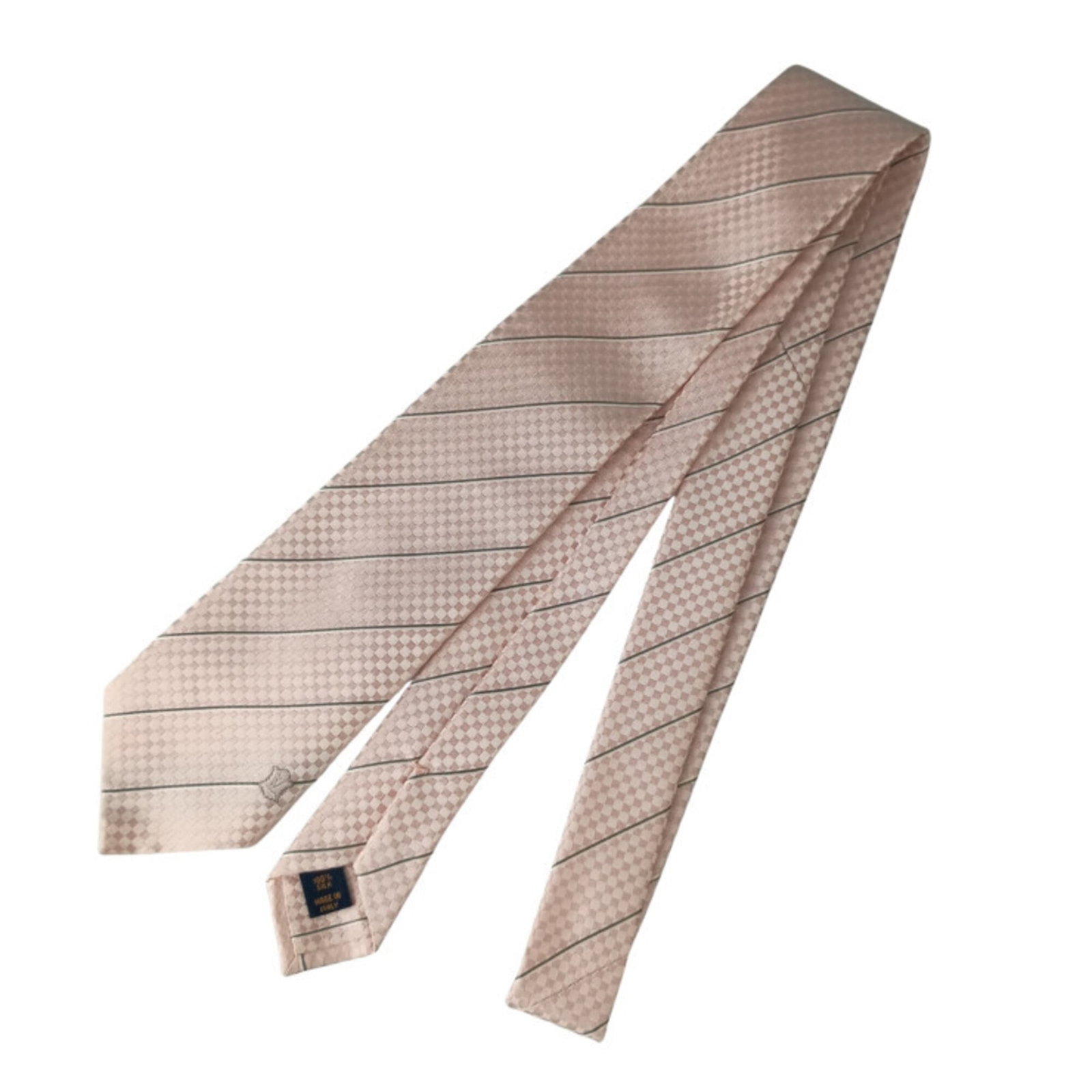 Vuitton Cravat Silk Louis: Vuitton Cravat Silk Louis Silk cravat with a distinctive pink hue, this Louis Vuitton accessory boasts a stylish 8cm length, making it a versatile addition to any formal outfit. Crafted from
