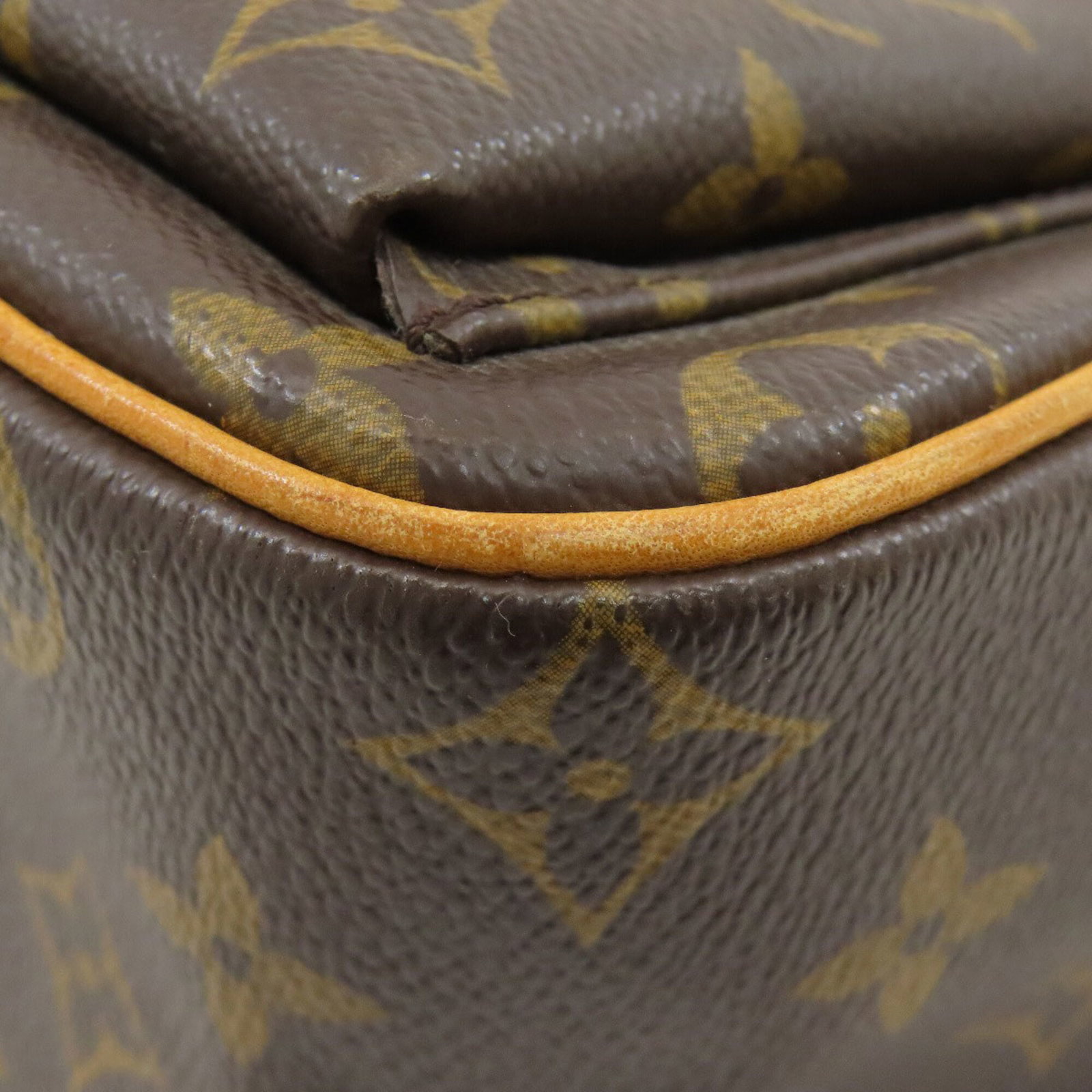 Shoulder Bag Monogram Louis Vuitton - 18