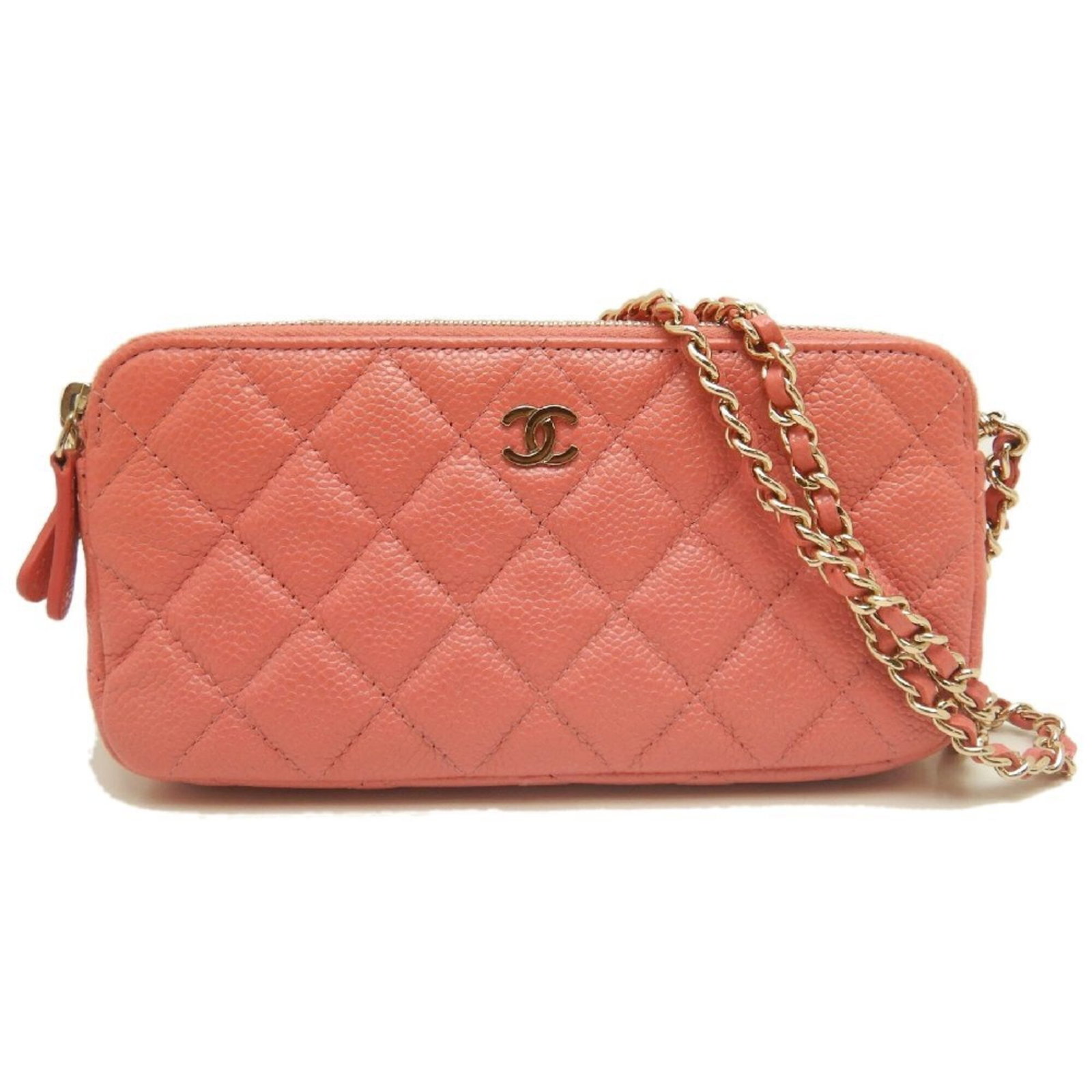 Calfskin Grained Chanel Bag Shoulder: Calfskin Grained Chanel Bag Shoulder Pink Grained Calfskin Shoulder Bag from Chanel, measuring 9cm x 18cm x 3cm, features a classic design with a signature Chanel touch. Made from high-quality