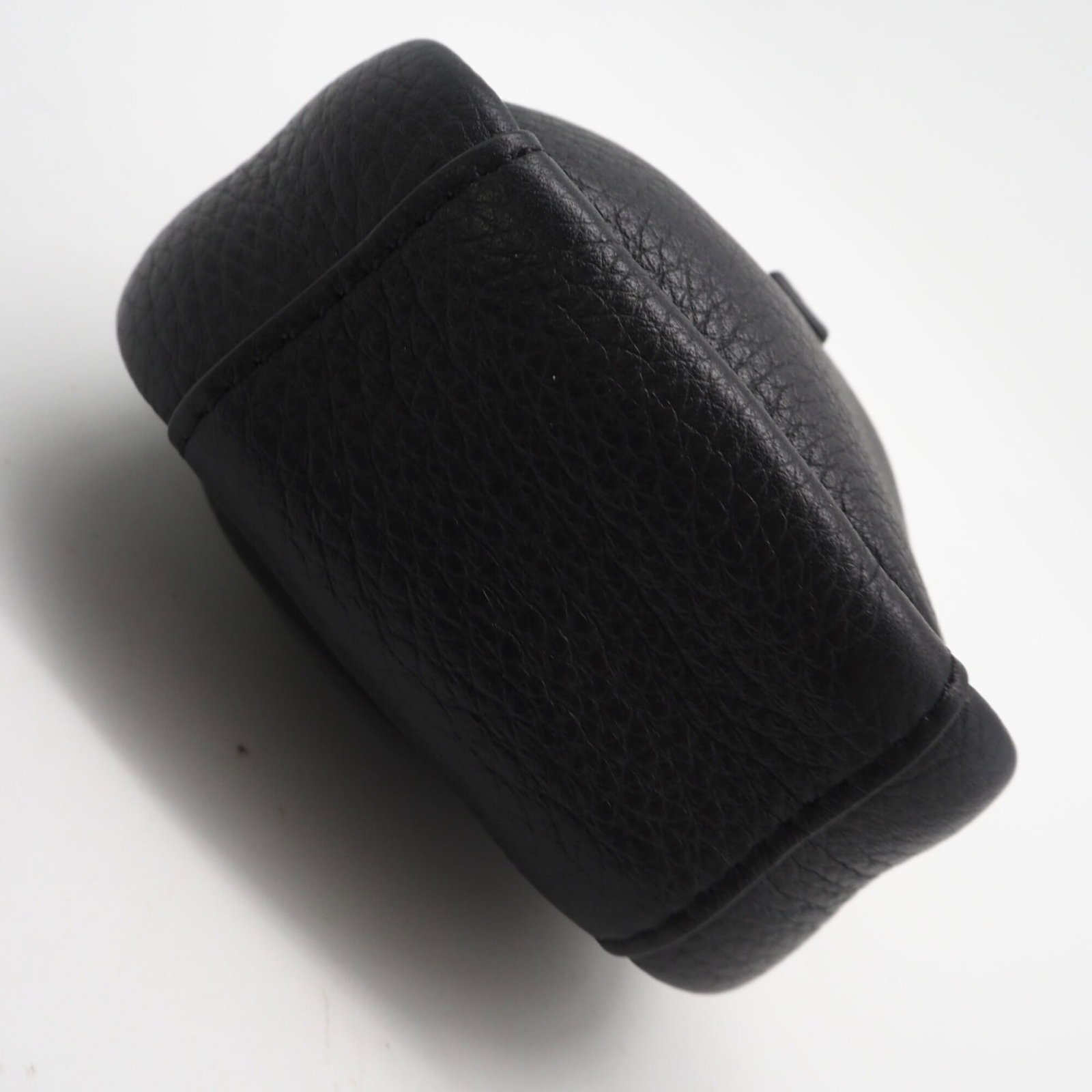 Saint Laurent Pouch Leather - 6