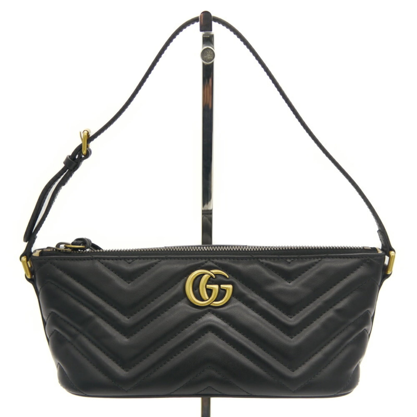 Handbag Leather Gucci: Handbag Leather Gucci Black leather Gucci handbag with a classic design, measuring 10cm x 21cm x 9.5cm, comes with a box and dust bag for storage. This stylish accessory is made from high-quality
