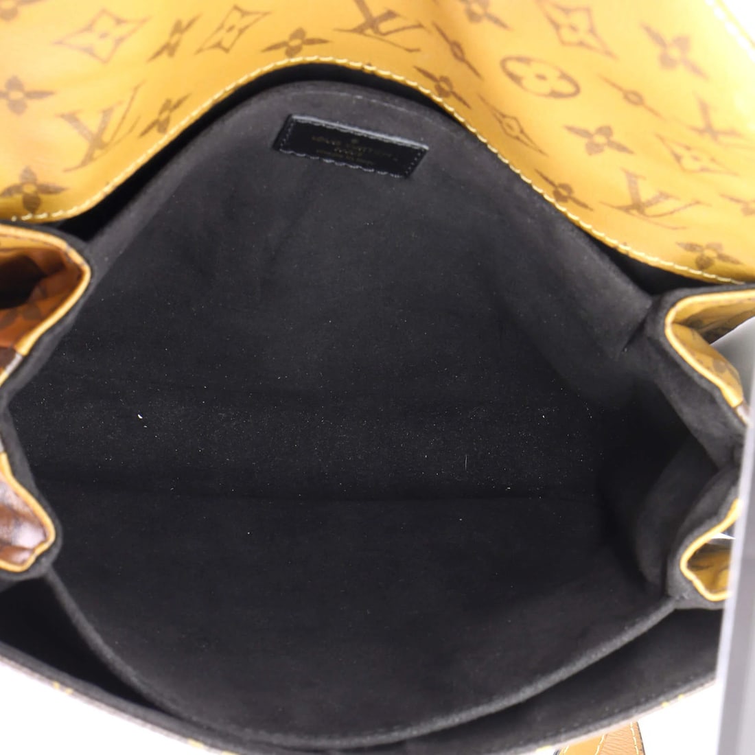 Monogram Reverse Canvas Pochette Louis Vuitton - 5