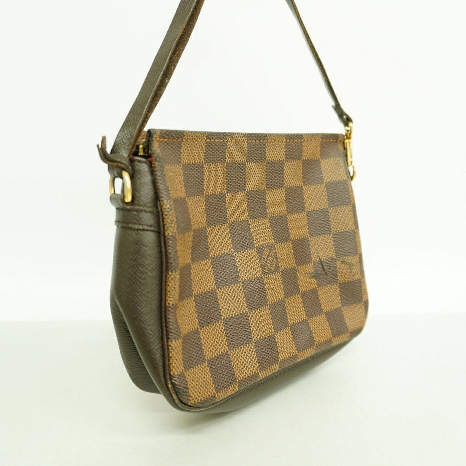 Louis Vuitton Pouch - 2