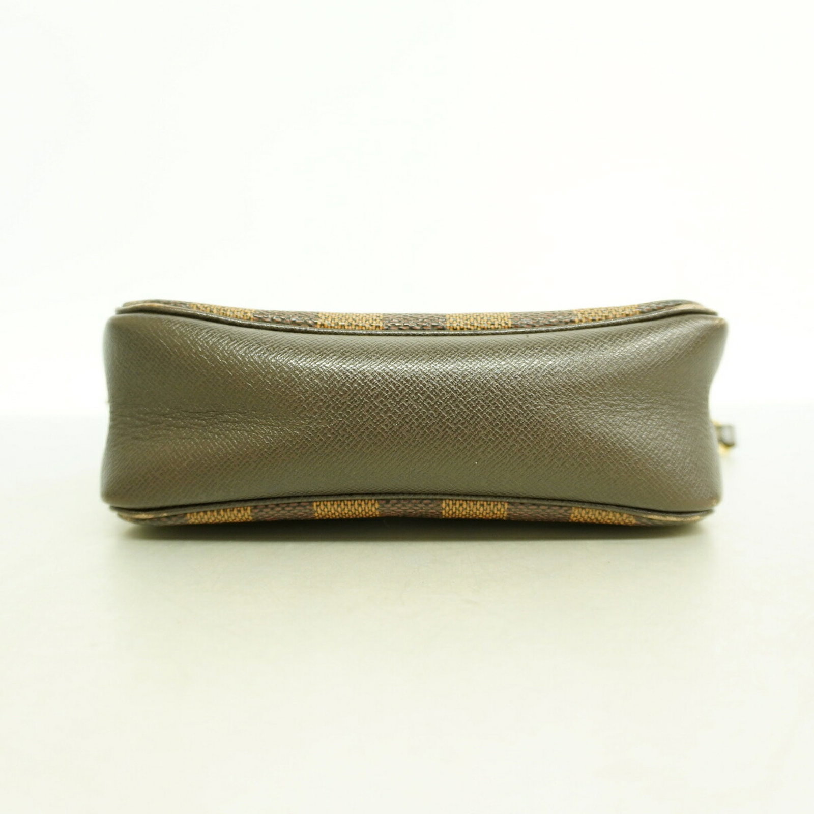 Louis Vuitton Pouch - 3