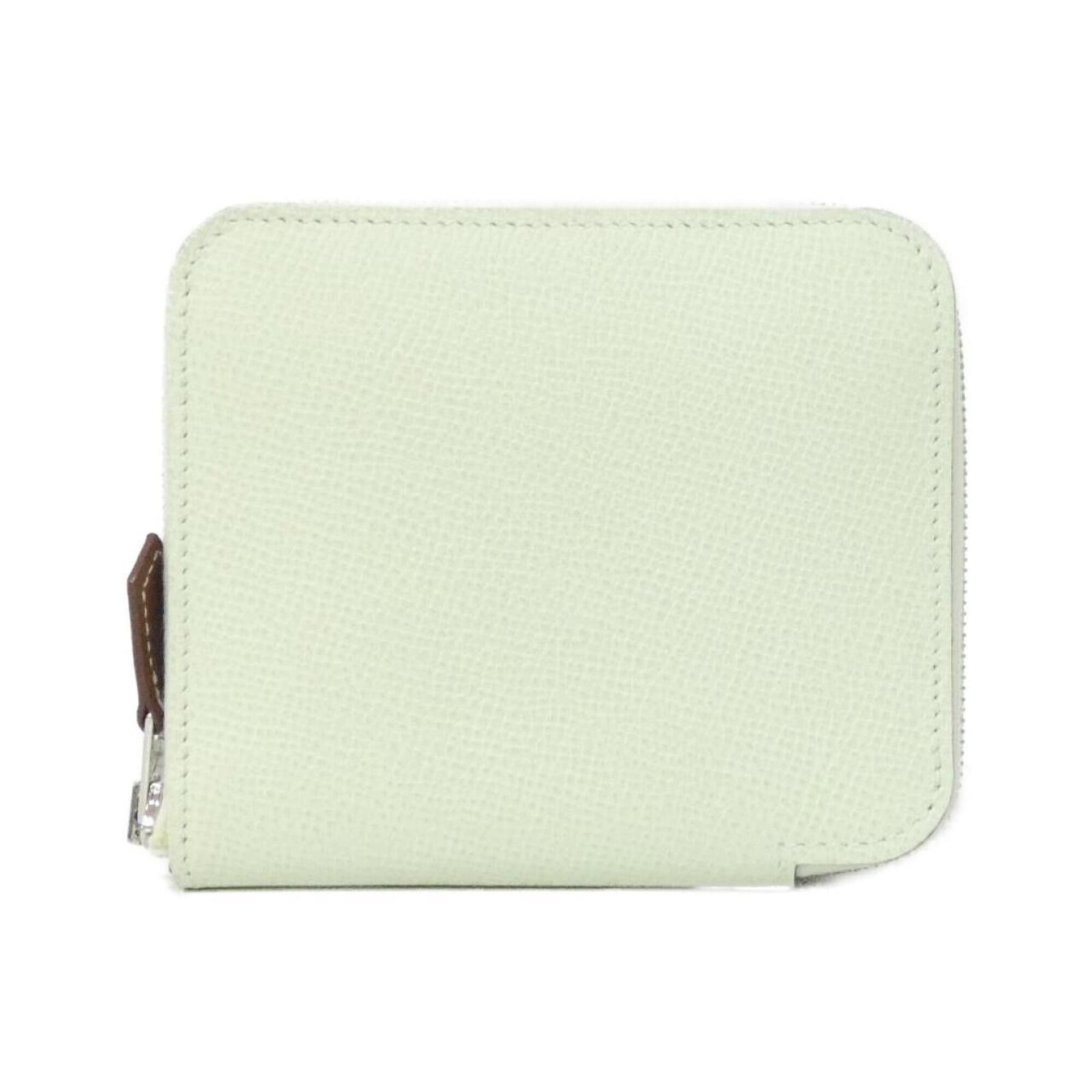 Epsom Silk Hermes Wallet Leather Bi Fold: Epsom Silk Hermes Wallet Leather Bi Fold Epsom Silk Hermes Wallet Leather Bi Fold: A stylish and luxurious bi-fold wallet crafted from high-quality Epsom silk leather, featuring a classic design with