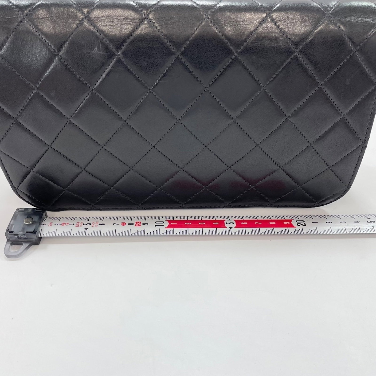 Shoulder Bag by Chanel - 4