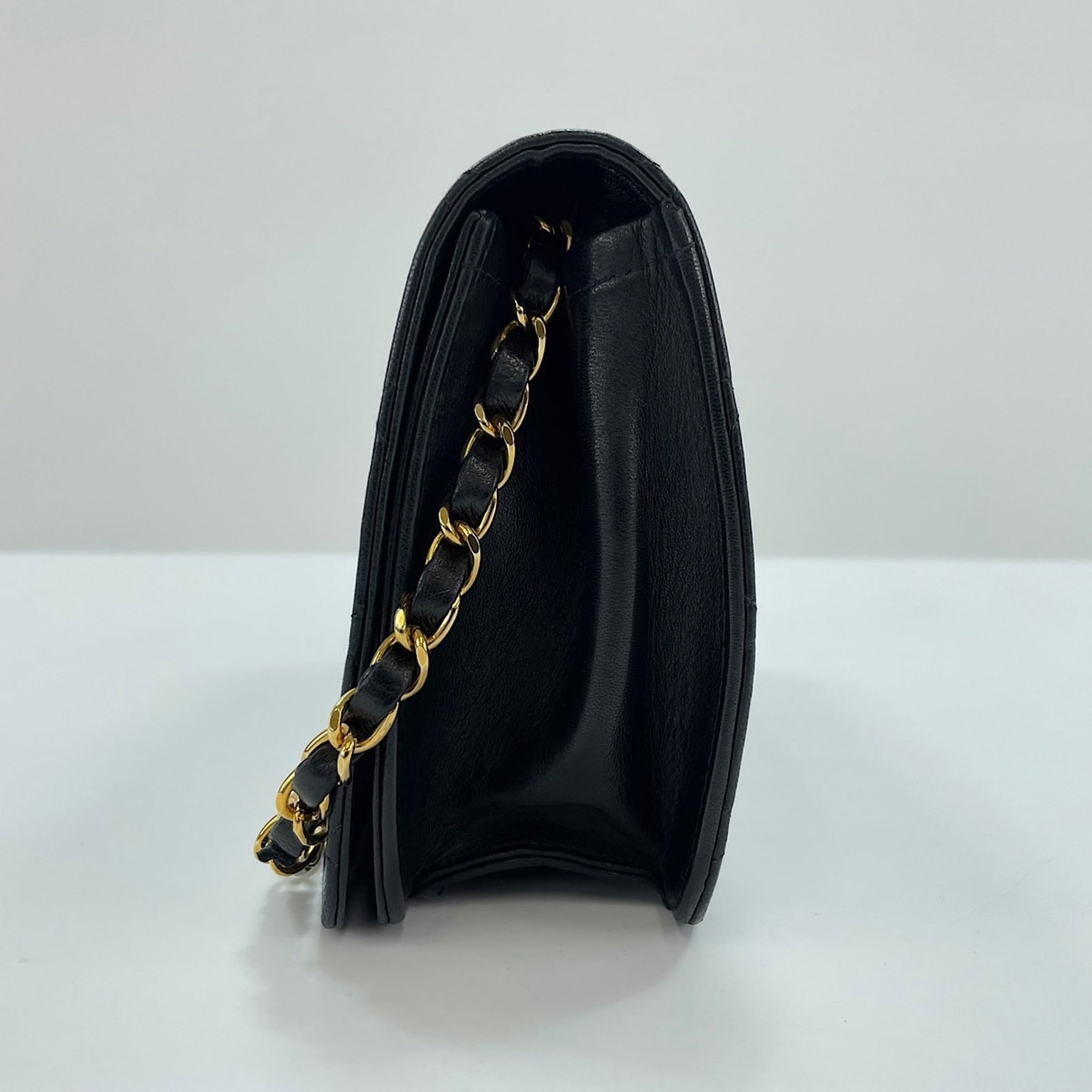 Shoulder Bag by Chanel - 5