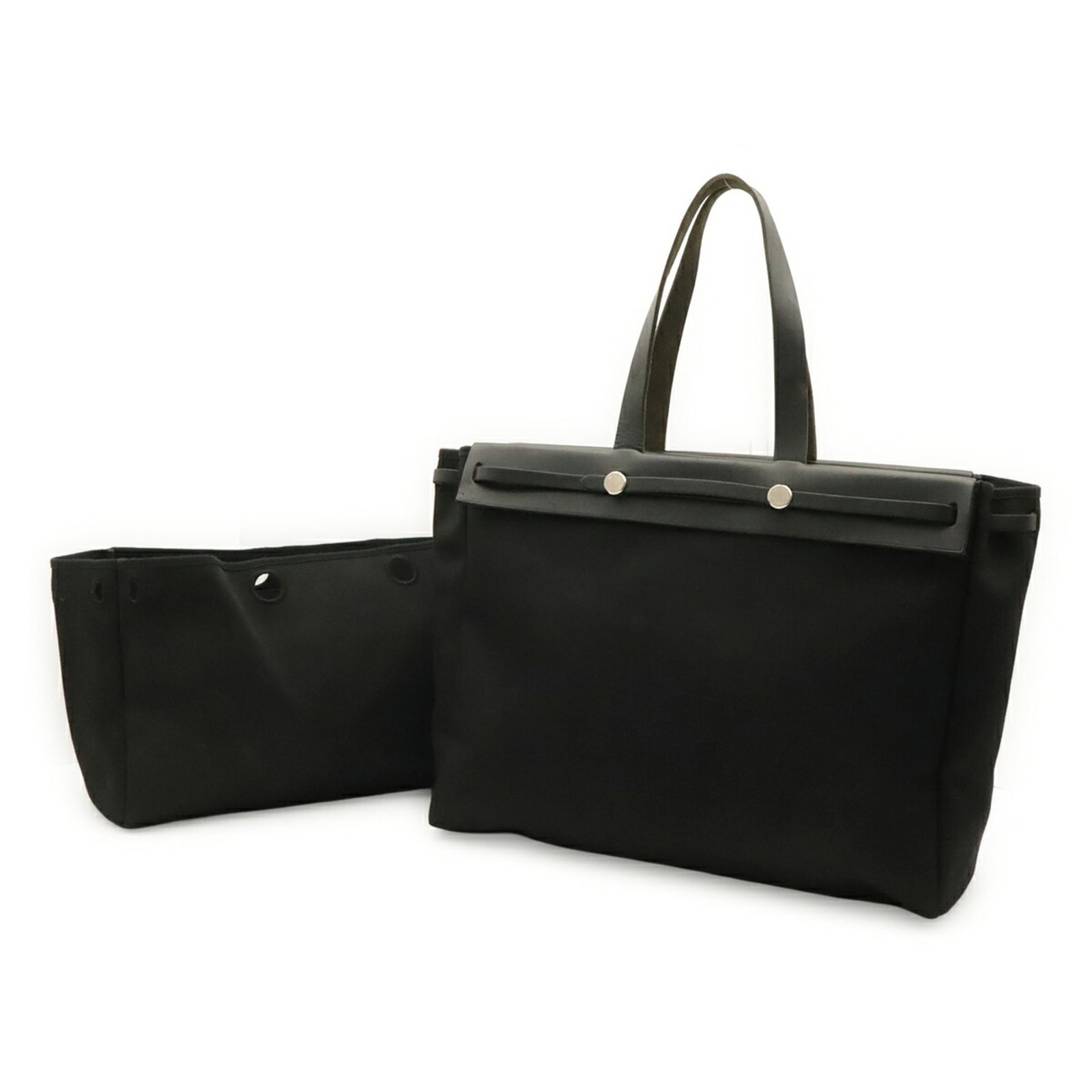 Shoulder Bag Tote Leather Hermes Toile Officier: Shoulder Bag Tote Leather Hermes Toile Officier Toile Officier leather makes this shoulder bag tote a stylish and sophisticated choice. Measuring 33cm x 40.5cm x 15cm, it features a classic design