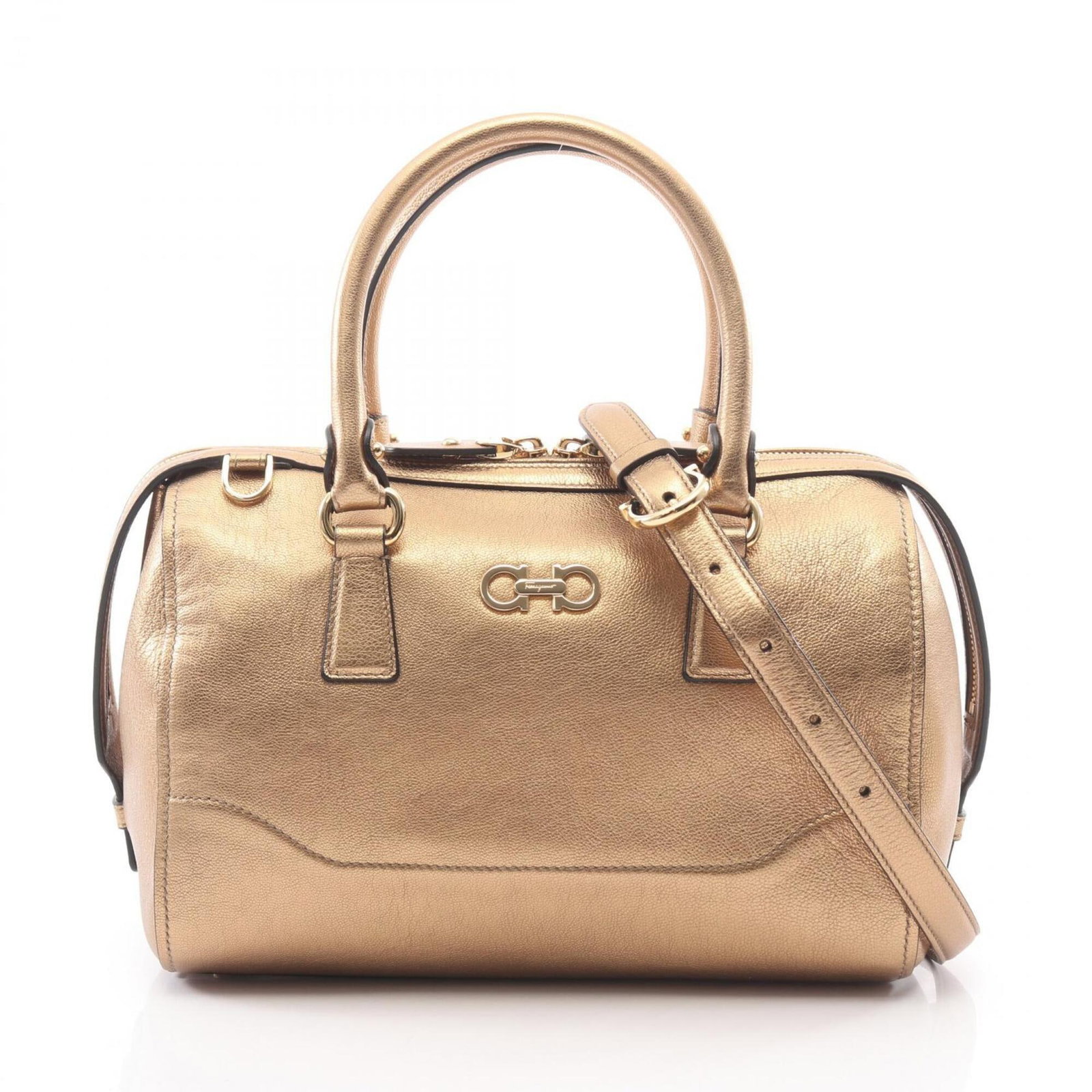 Salvatore Ferragamo Handbag Leather: Salvatore Ferragamo Handbag Leather The Salvatore Ferragamo Handbag Leather boasts a sleek design with a gold color, measuring 19cm x 26cm x 12.5cm. This luxurious leather handbag features a striking