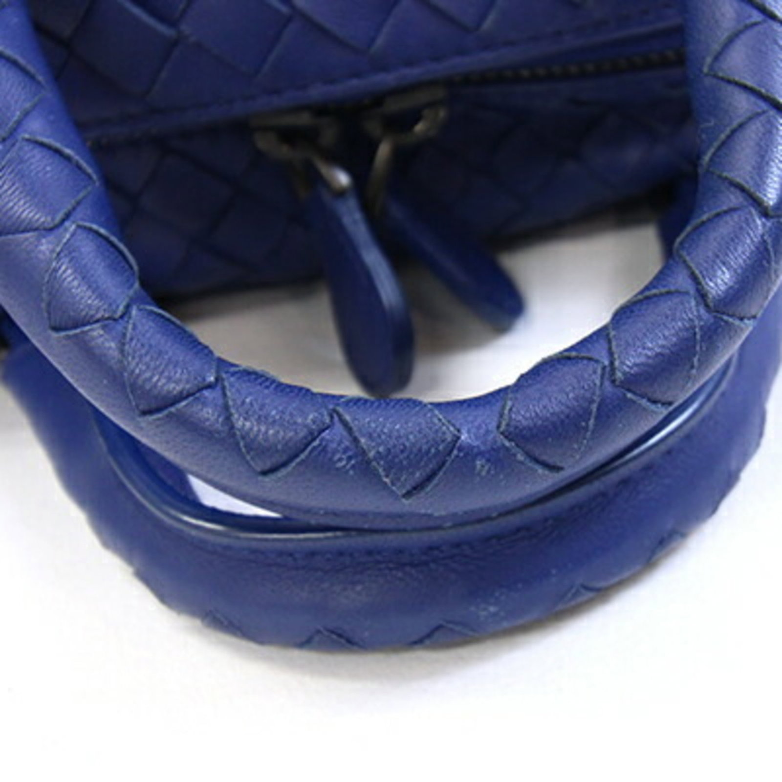 Veneta Leather Handbag - 6