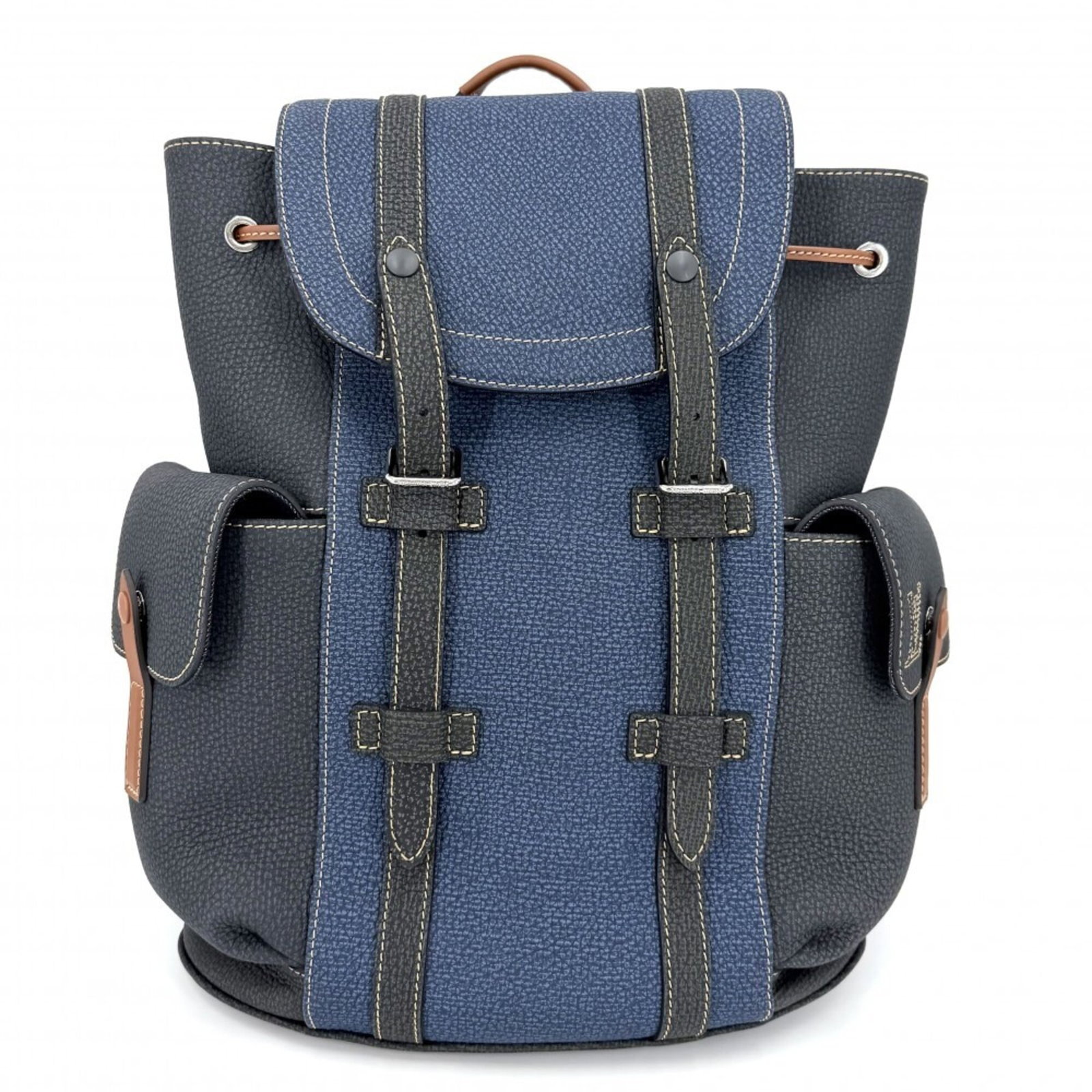 Backpack Leather Louis Vuitton: Backpack Leather Louis Vuitton Blue and Gray Leather Louis Vuitton Backpack. Made from high-quality leather, this backpack features a classic design with a 38cm x 32cm x 11cm size. The iconic Louis Vu