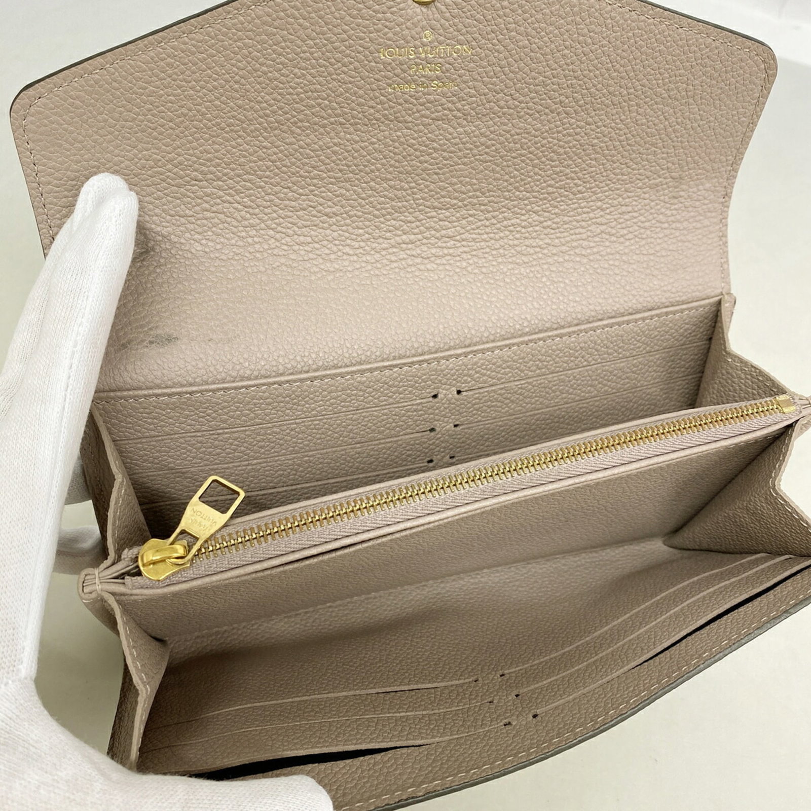 Long Wallet Louis Vuitton Bi Fold - 3