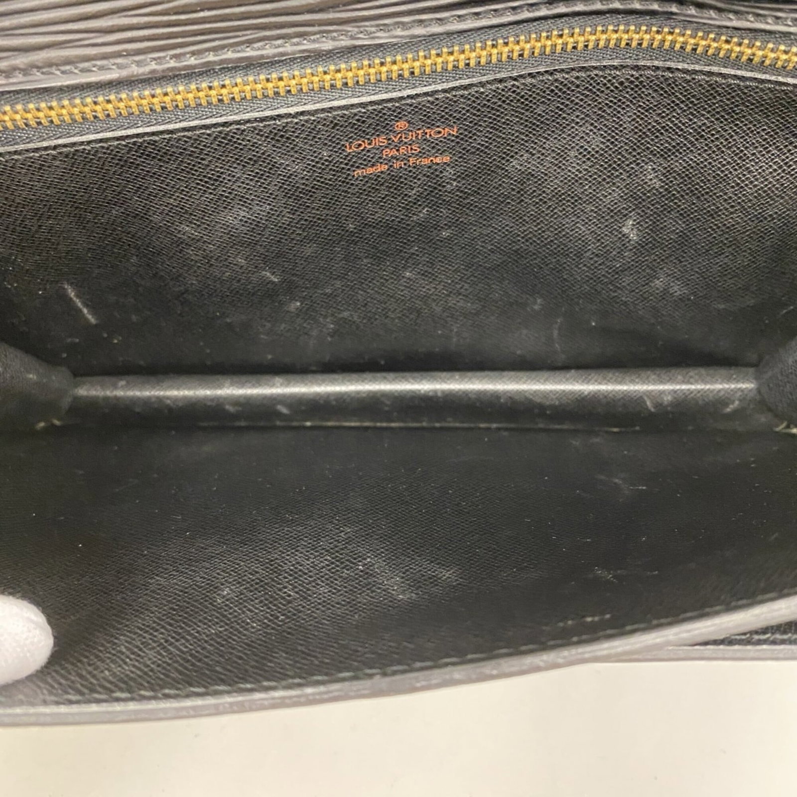 Louis Vuitton Bag - 4