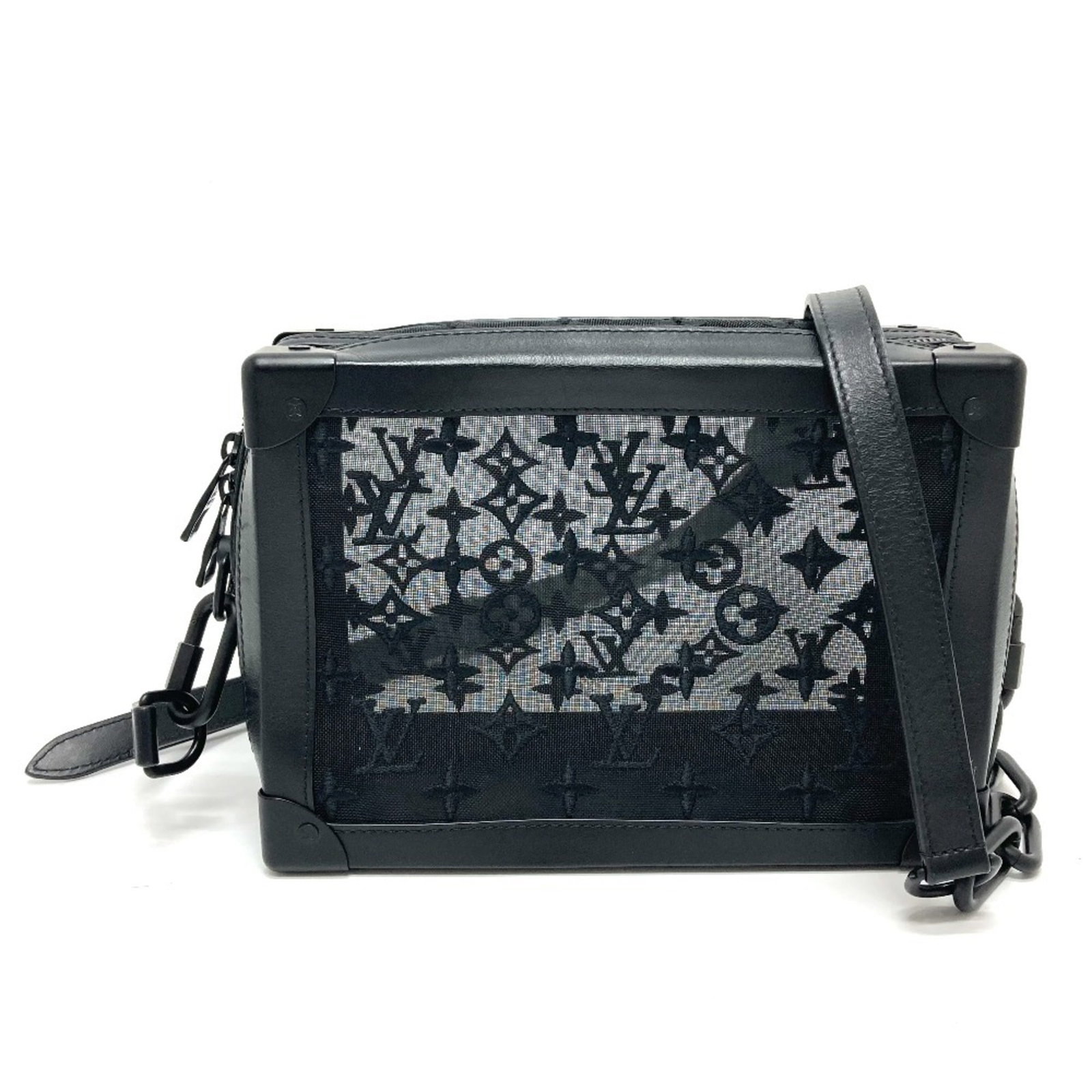 Mesh Leather Shoulder Bag Louis Vuitton: Mesh Leather Shoulder Bag Louis Vuitton Mesh Leather Shoulder Bag Louis Vuitton is a stylish and versatile accessory. Made from a combination of mesh and leather, this black shoulder bag features a
