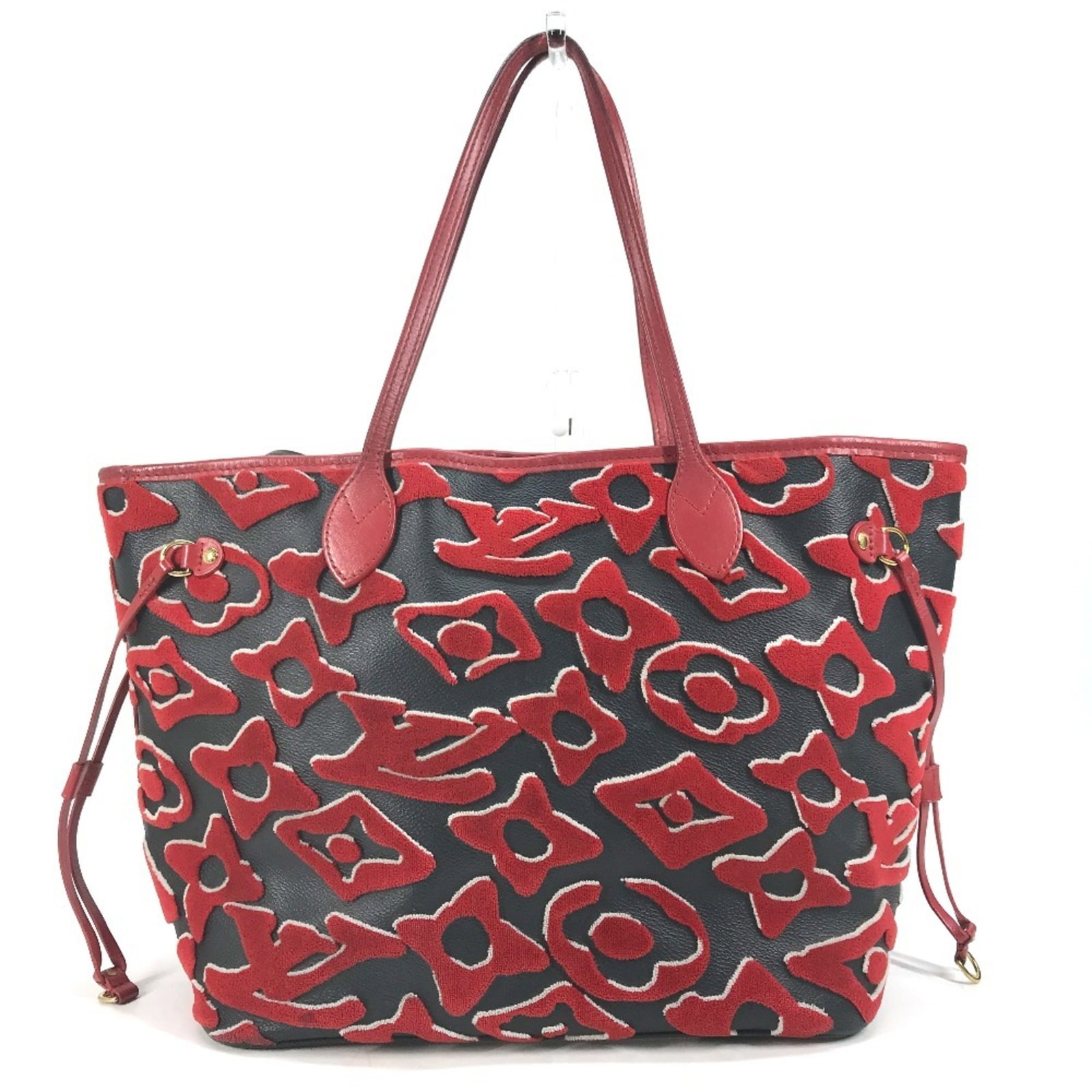 Canvas Monogram Bag Shoulder Pouch Tote Louis Vuitton: Canvas Monogram Bag Shoulder Pouch Tote Louis Vuitton Canvas Monogram Bag Shoulder Pouch Tote Louis Vuitton is a stylish and functional bag made from high-quality canvas featuring the iconic Louis Vui