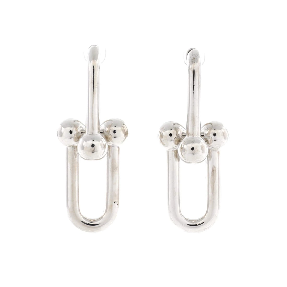 Tiffany & Co. Hardwear Link Earrings Sterling Silver XL: Tiffany & Co. Hardwear Link Earrings Sterling Silver XL Sterling Silver XL Earrings from Tiffany & Co. feature a sleek design with a subtle silver finish. Measuring 1.8" in height and 0.7" in width, t