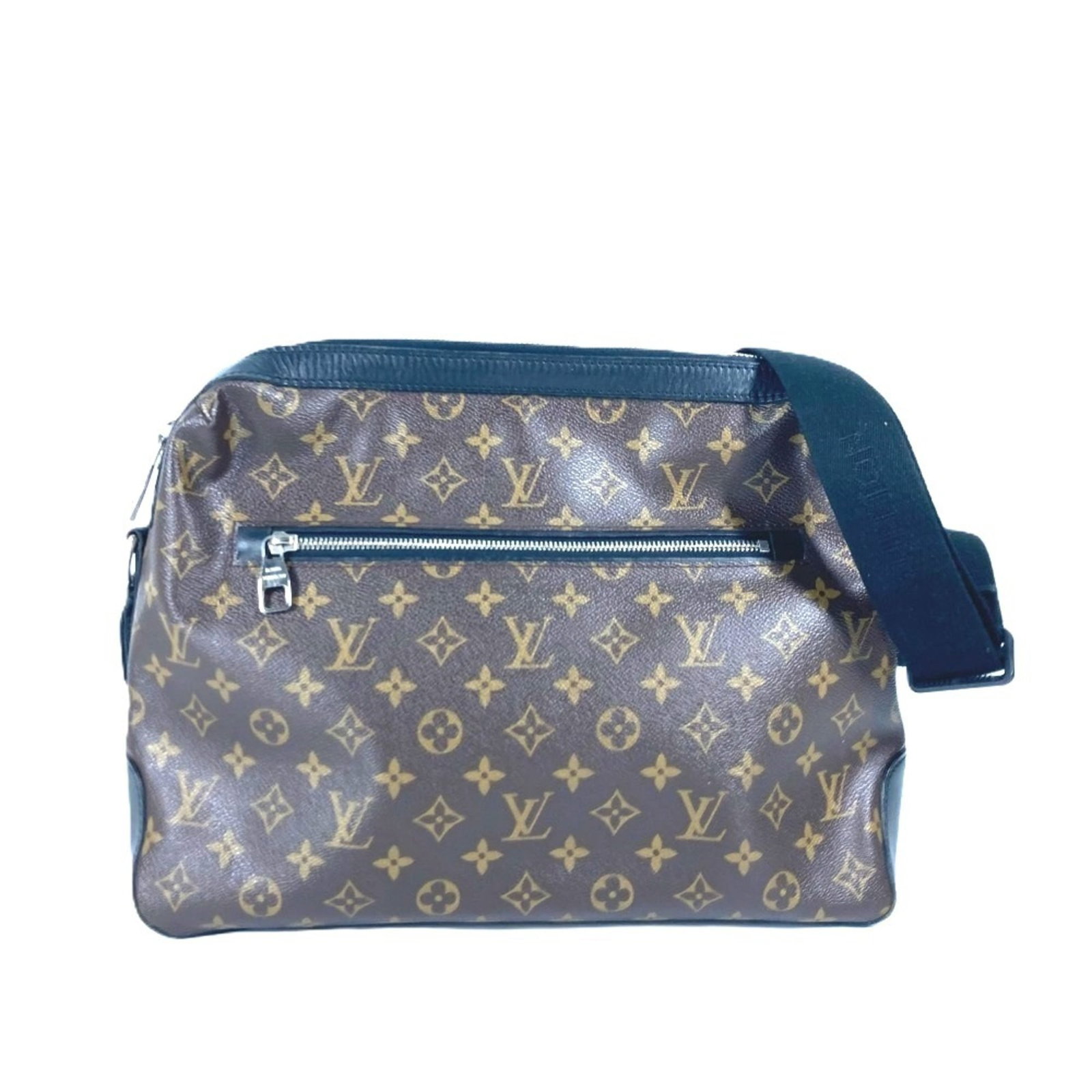 Shoulder Bag Canvas Louis Vuitton: Shoulder Bag Canvas Louis Vuitton Black, Brown, Galle, or Monogram Macassar canvas shoulder bag from Louis Vuitton, featuring a classic open design with a zipper pocket for added convenience. The bag 