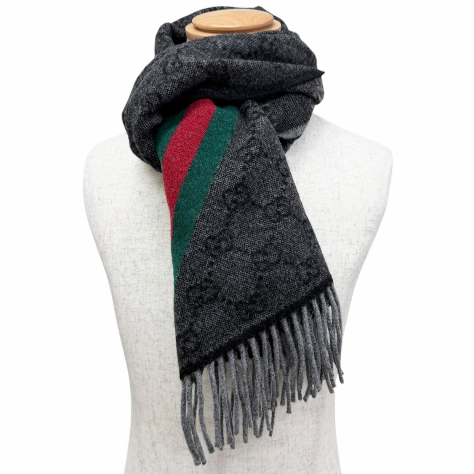 Stole Wool from Gucci - 2