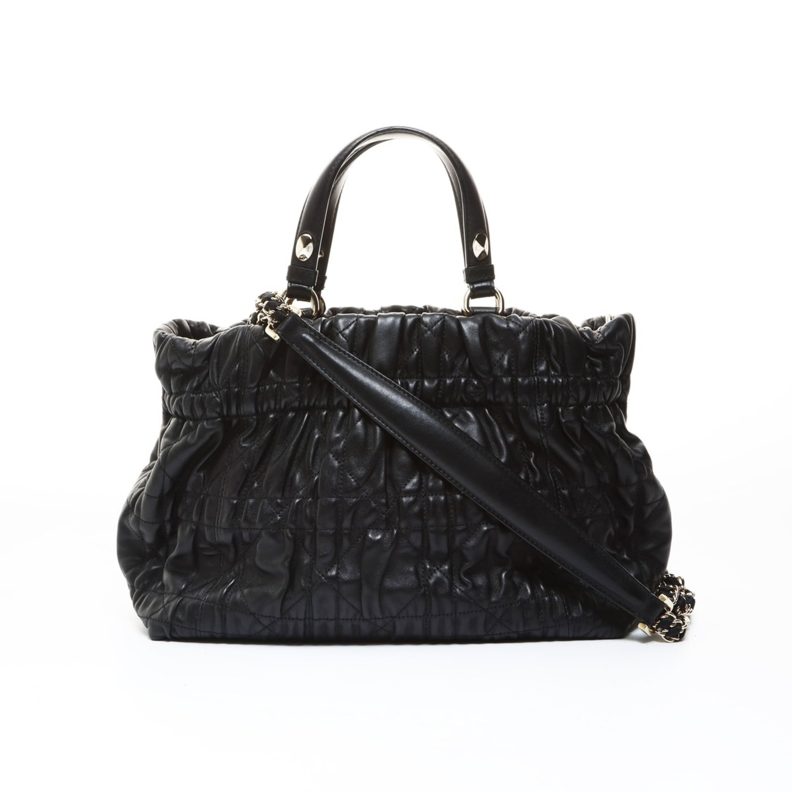 Dior Tote Bag Leather: Dior Tote Bag Leather Black leather Dior tote bag with a classic design, featuring a 70cm strap and a 12cm handle drop. Made from high-quality leather, this timeless tote bag measures 24cm x 38cm x
