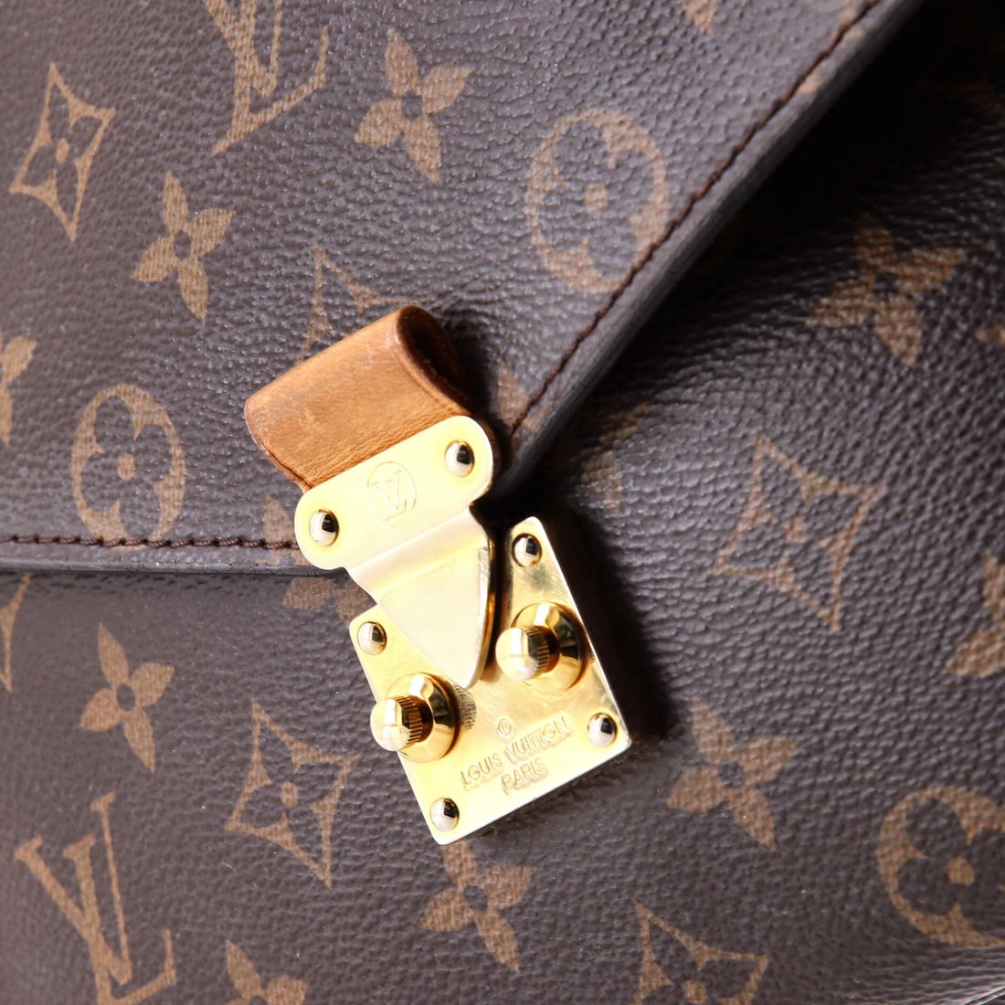 Canvas Monogram Pochette Louis Vuitton - 6