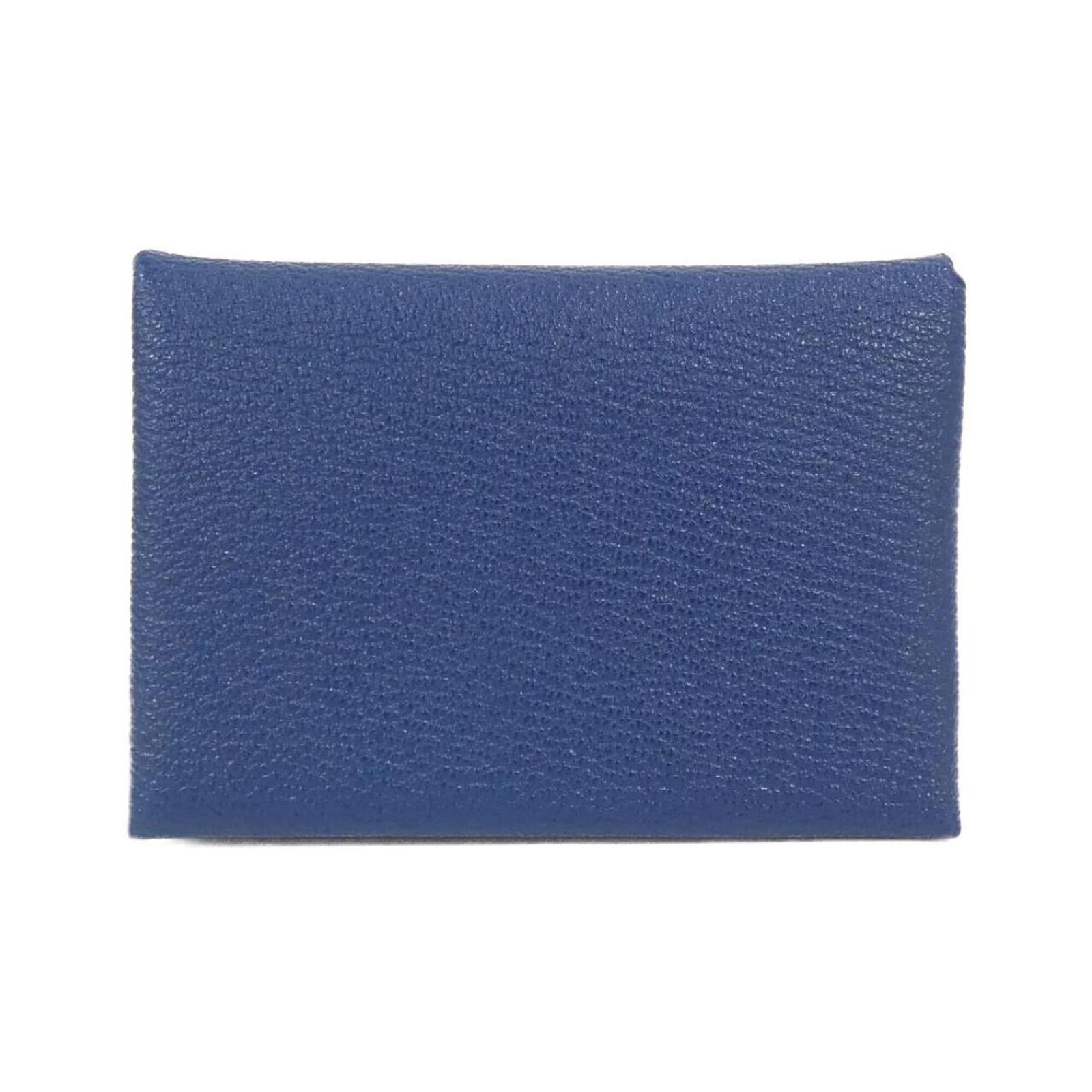 Hermes Coin Case Leather Purse Chevre: Hermes Coin Case Leather Purse Chevre Chevre leather provides a unique texture to this coin case purse from Hermes, available in both blue and navy colors. Measuring 7cm x 10.5cm x 1.5cm, it offers a
