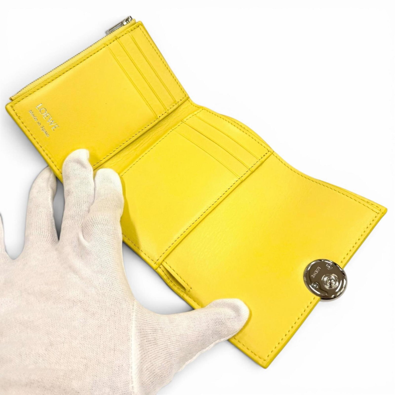 Loewe Wallet (Tri-Fold) - 5