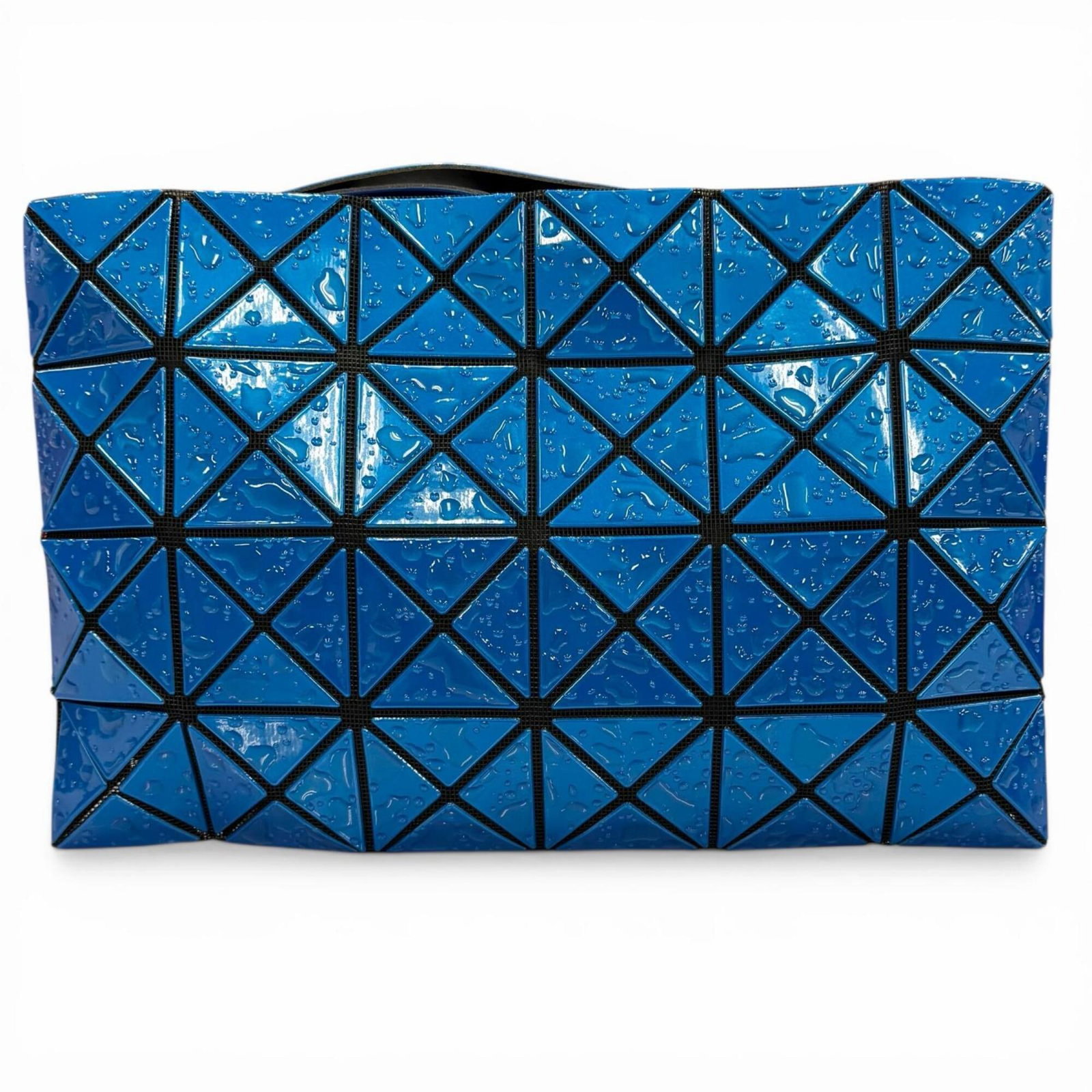 Issey Miyake Clutch Bag Polyester Nylon Elastane Brass: Issey Miyake Clutch Bag Polyester Nylon Elastane Brass The Issey Miyake clutch bag boasts a striking blue hue, crafted from a unique blend of polyester, nylon, and elastane. Its sleek design is