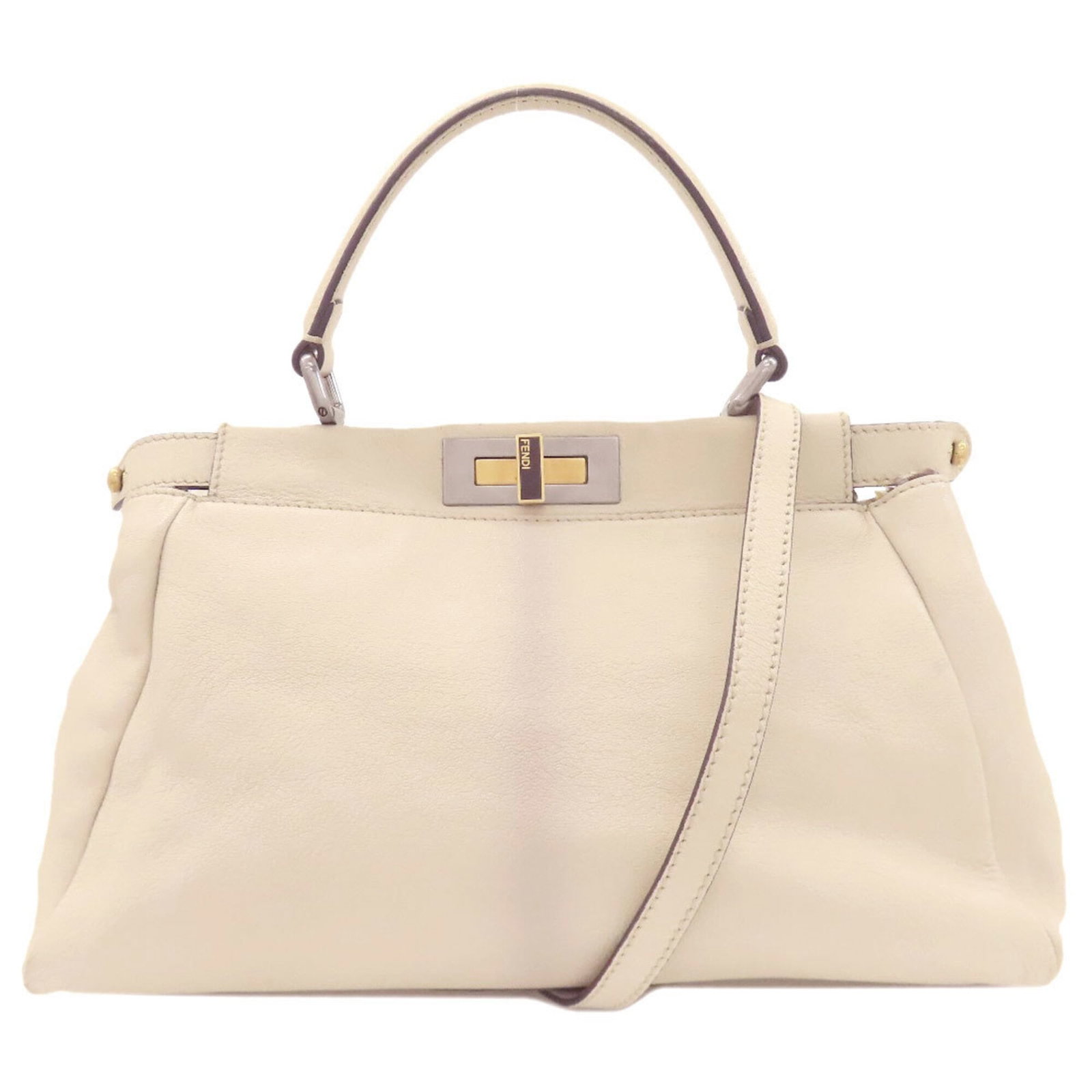 Handbag Leather Fendi: Handbag Leather Fendi Handbag made from genuine Fendi leather, featuring calfskin and Harako materials, and a white color. The bag measures 22cm x 35cm x 10cm and comes with a shoulder strap. This
