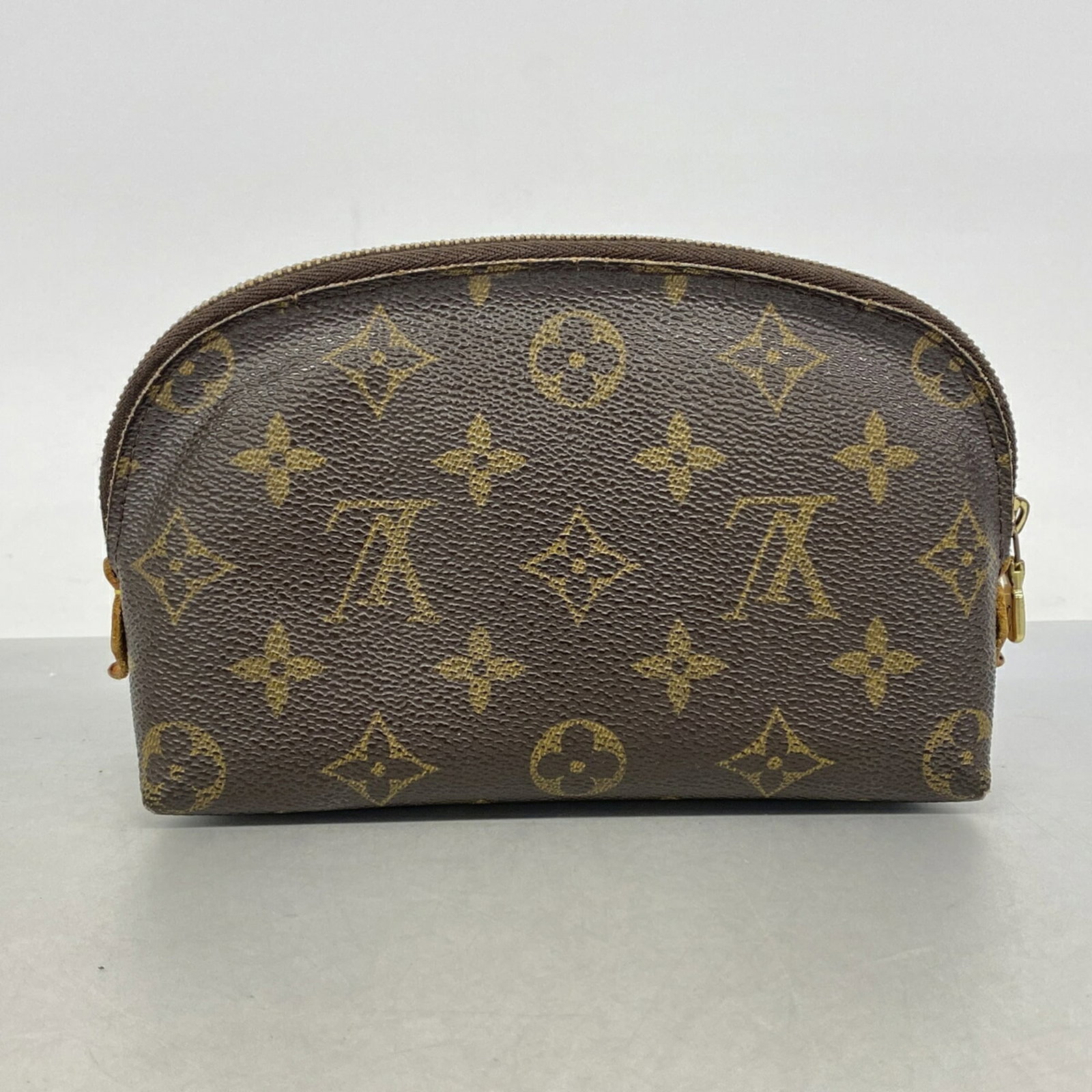 Louis Vuitton Pouch - 9