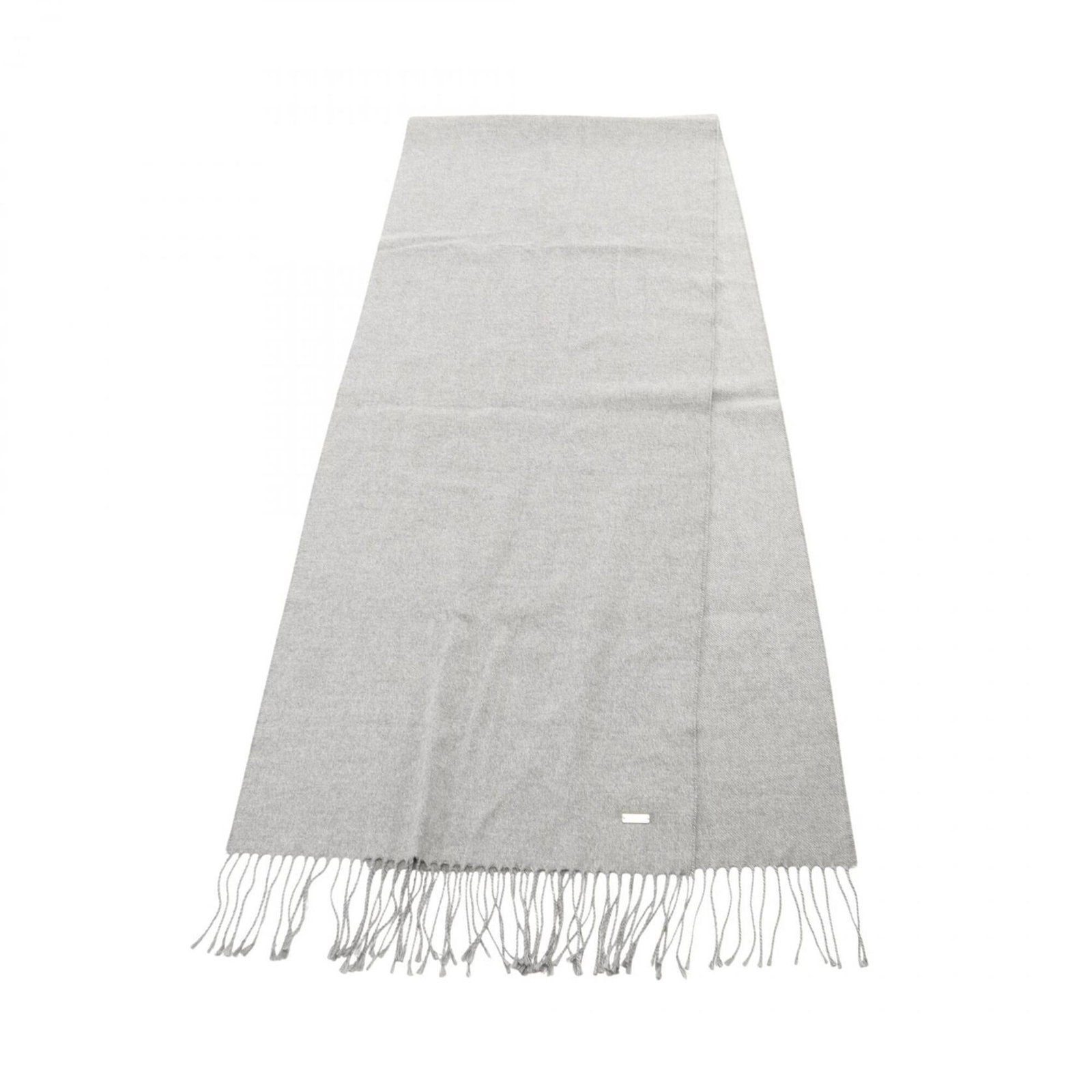 Silk Stole Homme Dior: Silk Stole Homme Dior Silk Stole Homme Dior boasts a stunning gray color and elegant 1.9m x 36cm dimensions, making it a striking accessory for any occasion. Crafted from luxurious silk, this stole