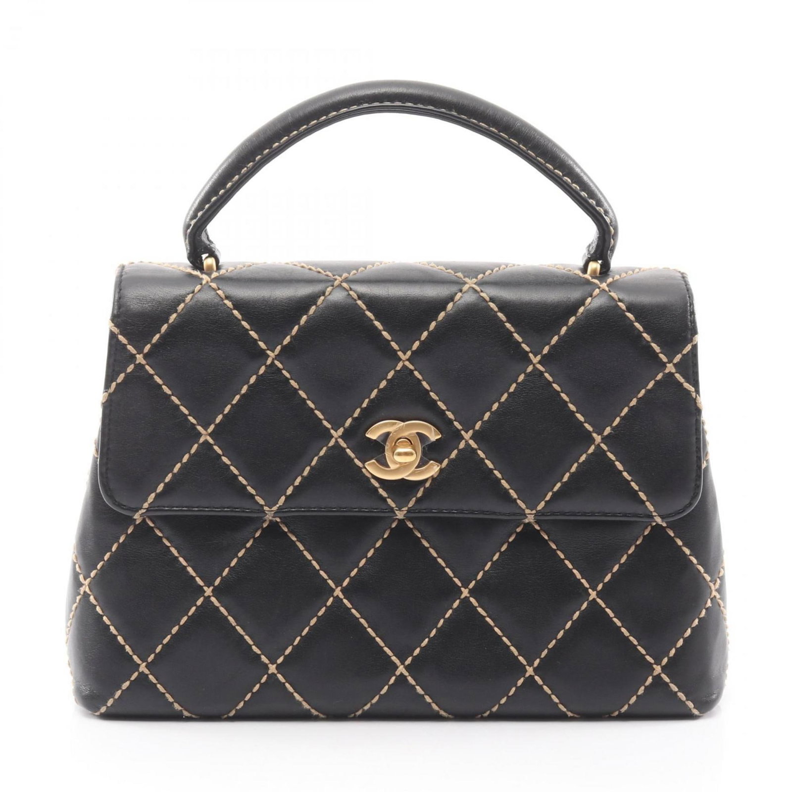 Handbag Leather from Chanel: Handbag Leather from Chanel This black leather handbag from Chanel features a classic design with a size of 17cm x 26cm x 9cm. Made from high-quality leather, it boasts a timeless and sophisticated