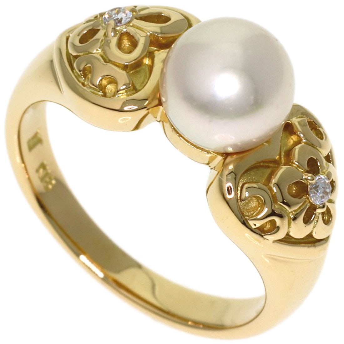 K18 Mikimoto Yellow Gold Pearl Diamond Ring: K18 Mikimoto Yellow Gold Pearl Diamond Ring K18 Mikimoto Yellow Gold Pearl Diamond Ring features a stunning diamond set in K18 yellow gold, with a beautiful gold exterior and a ring size of 5.75(US). 