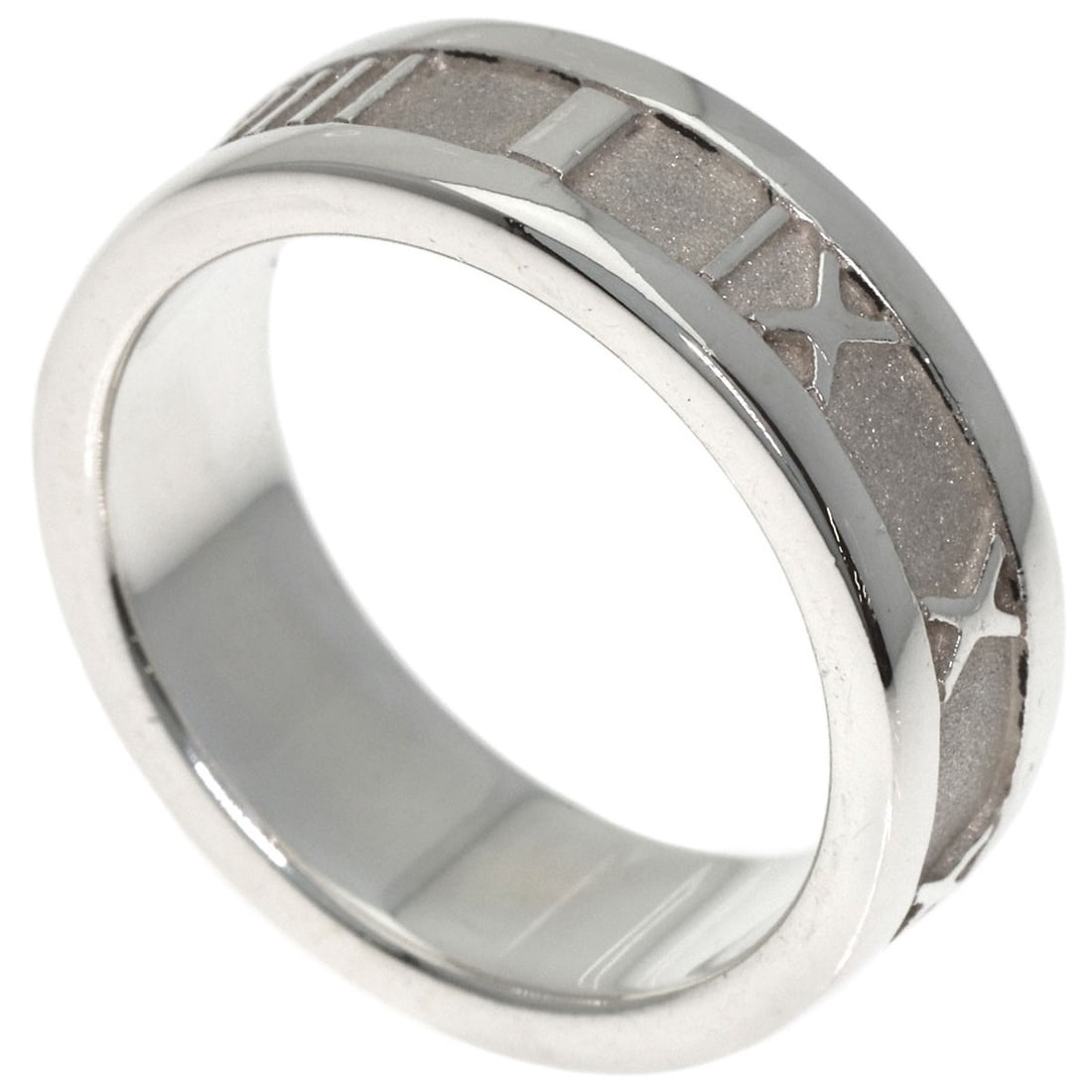 Tiffany Co Atlas Ring Silver: Tiffany Co Atlas Ring Silver Silver Atlas Ring from Tiffany&Co., featuring a sleek and modern design with a silver metal exterior, available in ring size 6.25(US). This stylish ring boasts a silver